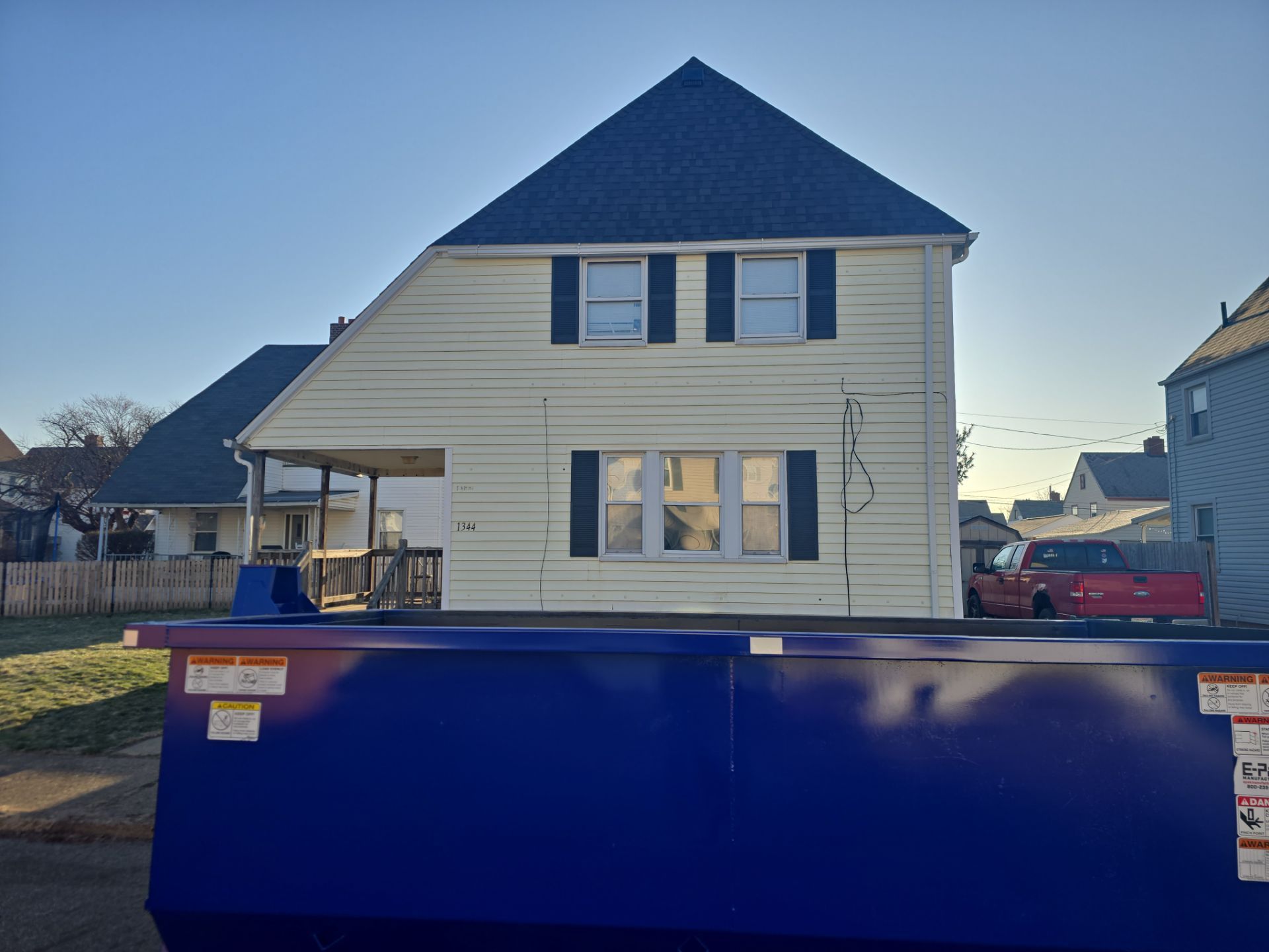 Stark Metro 1344 by Silver Leaf Contracting 