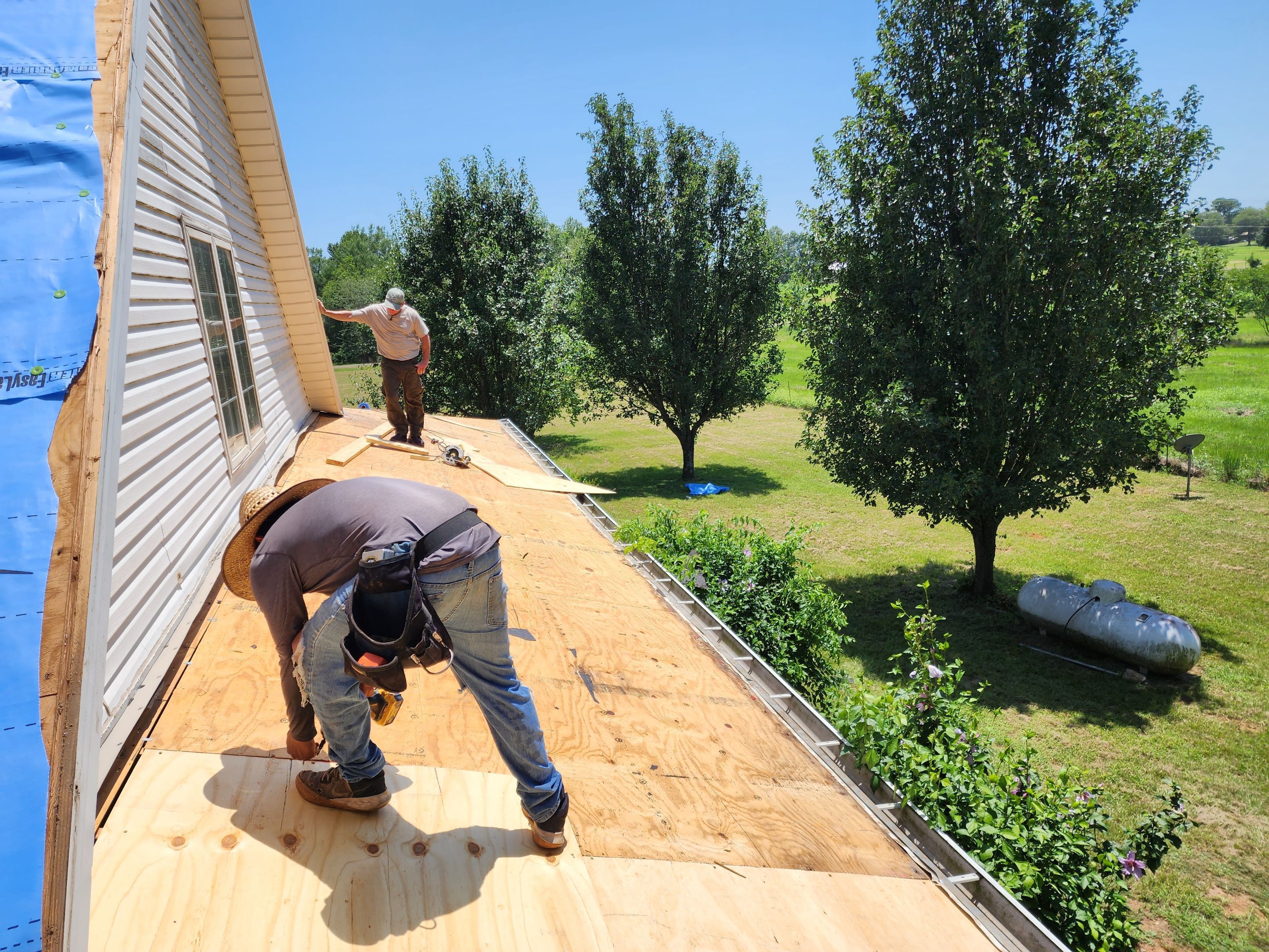 Residential Reroof: 30 Year Architectural Shingle by Hostetler Roofing