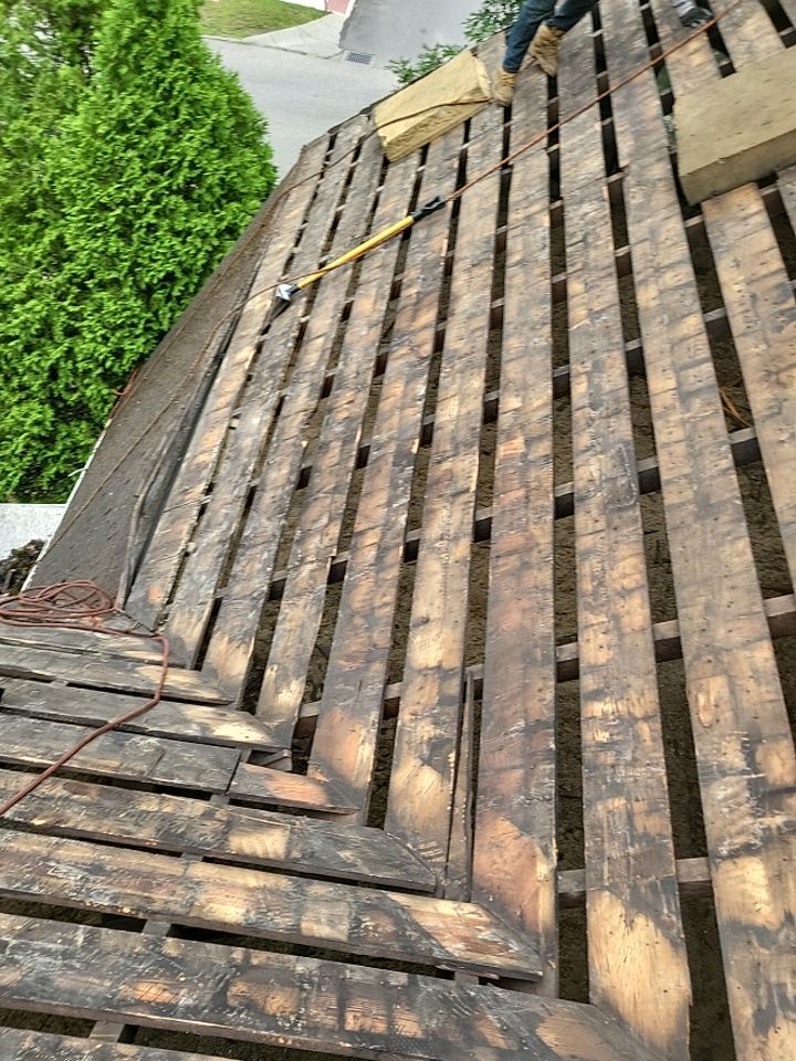 ATLAS PINNACLE COLOR: COASTAL GRANITE by Eagle Eye Roofing