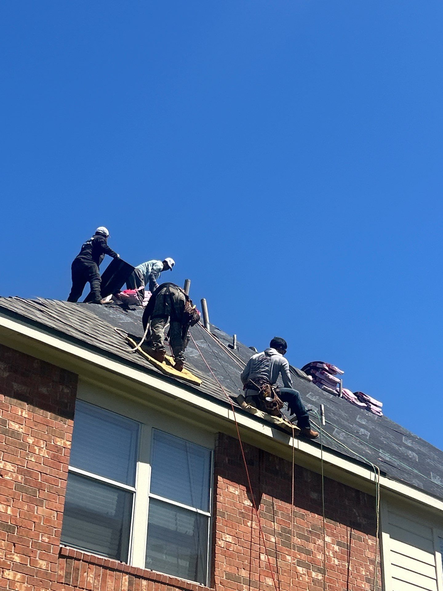 Residential Roofing Installation using Owen's Corning Duration (Lifetime) Shingles by Roof Repair Company