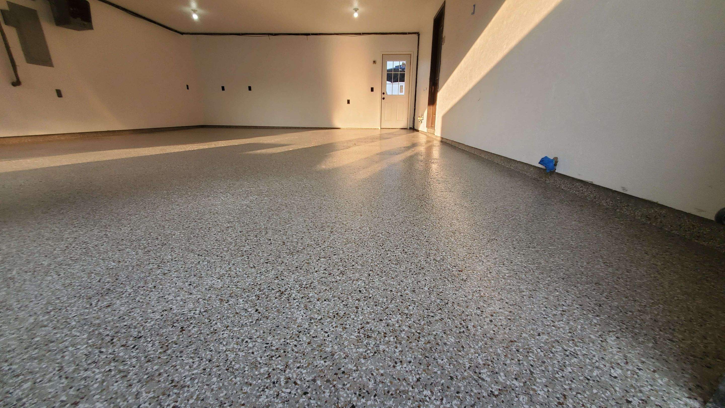 Creekbed Garage Morton by Loud Bros