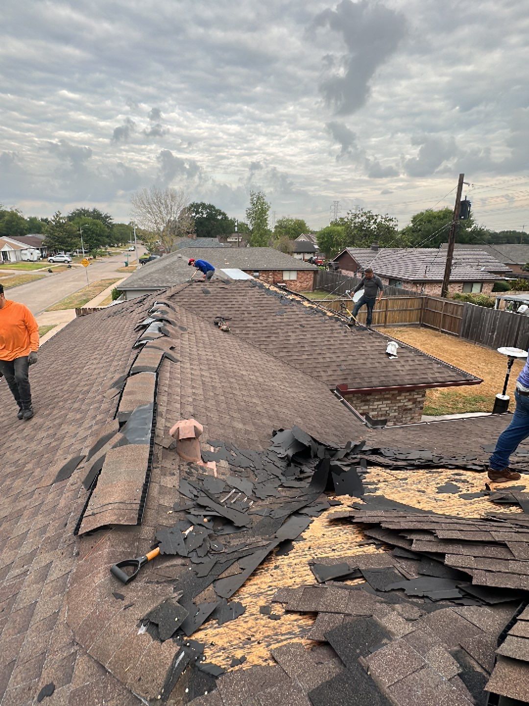 Residential Roofing Installation using Owen's Corning Duration (Lifetime) Shingles by Roof Repair Company