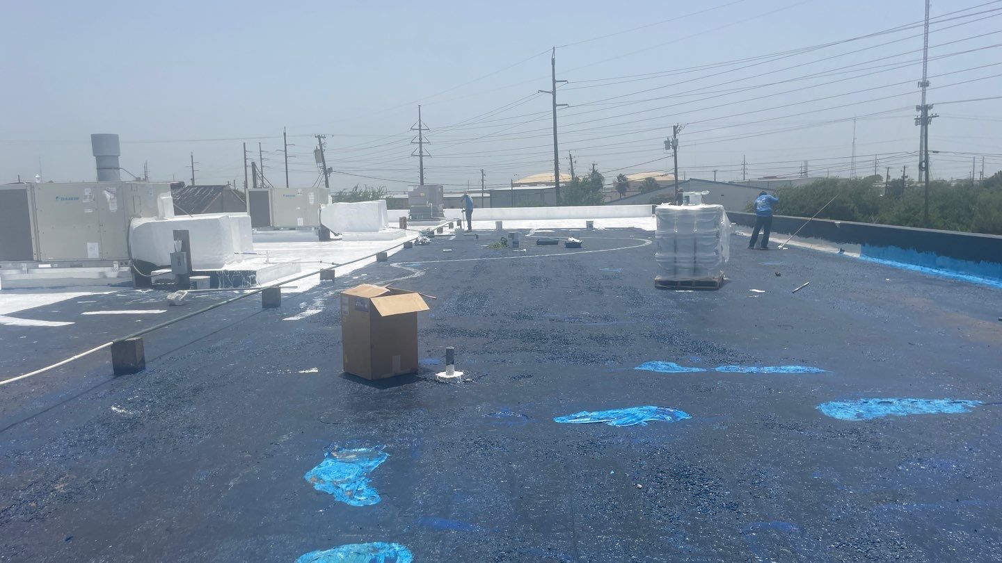 Dirty leaking Gravel Roof by Bayfront Roofing and Construction