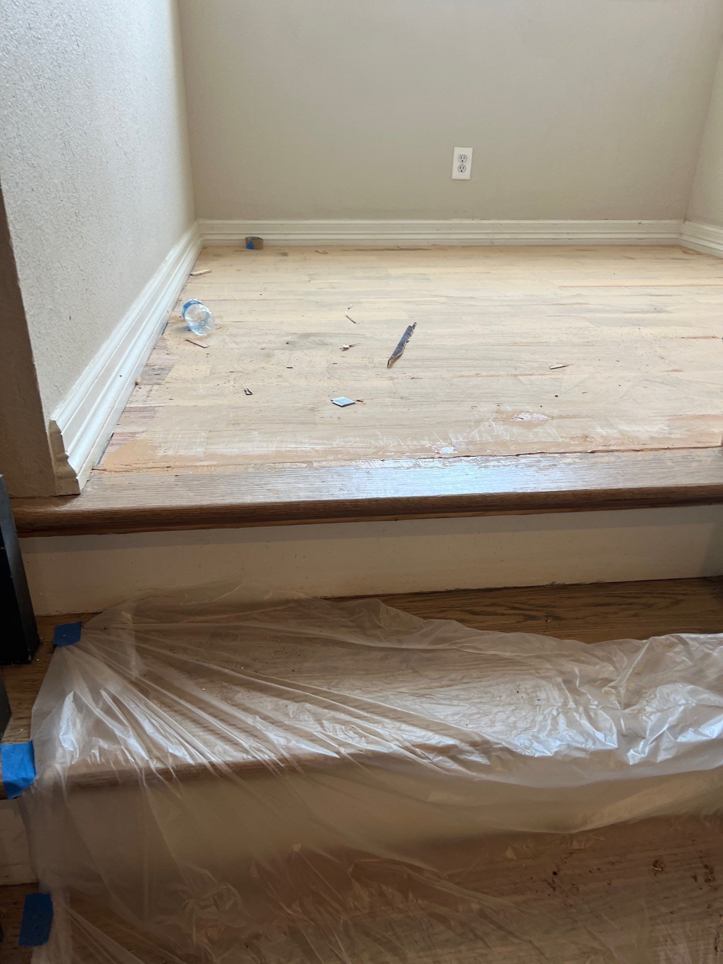 Lighter Colors enlarge living areas by Bernard Hardwood Floors