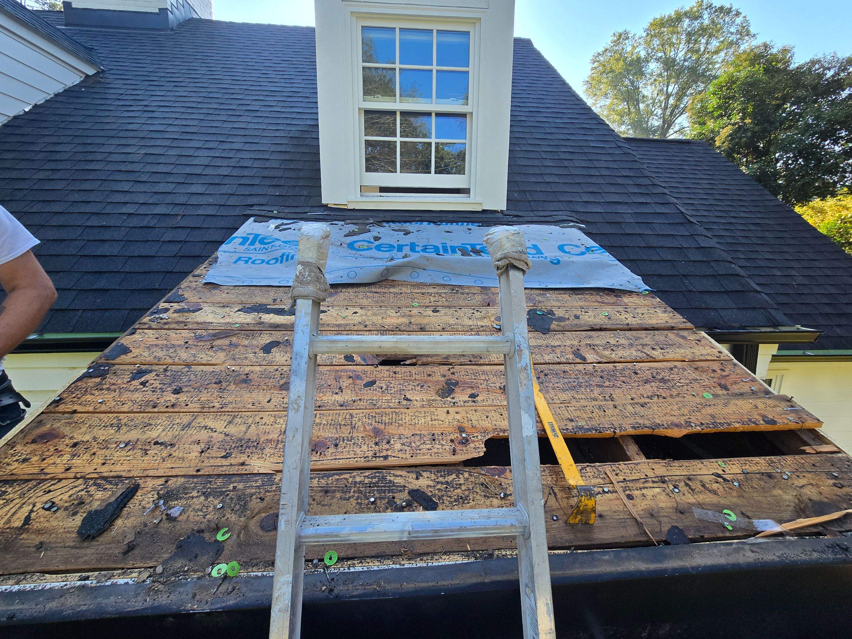 Residential Roofing Repair by Billy Weatherspoon Contractor