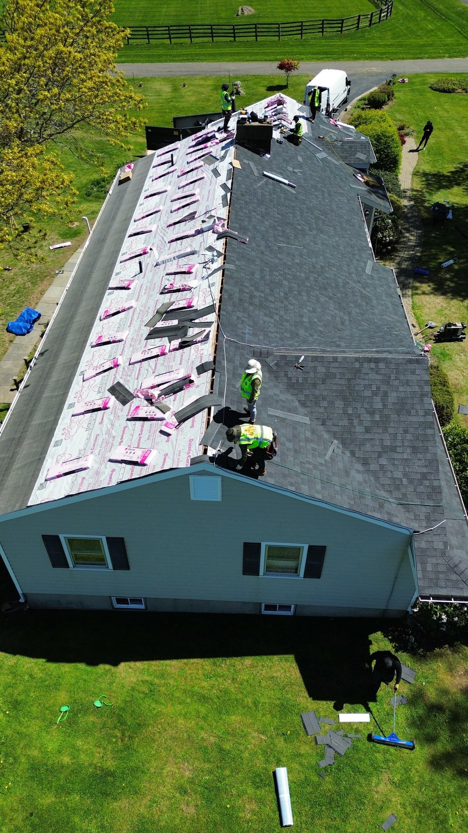 Owens Corning Duration: Onyx Black in Burlington, Connecticut by Golden Shield Roofing