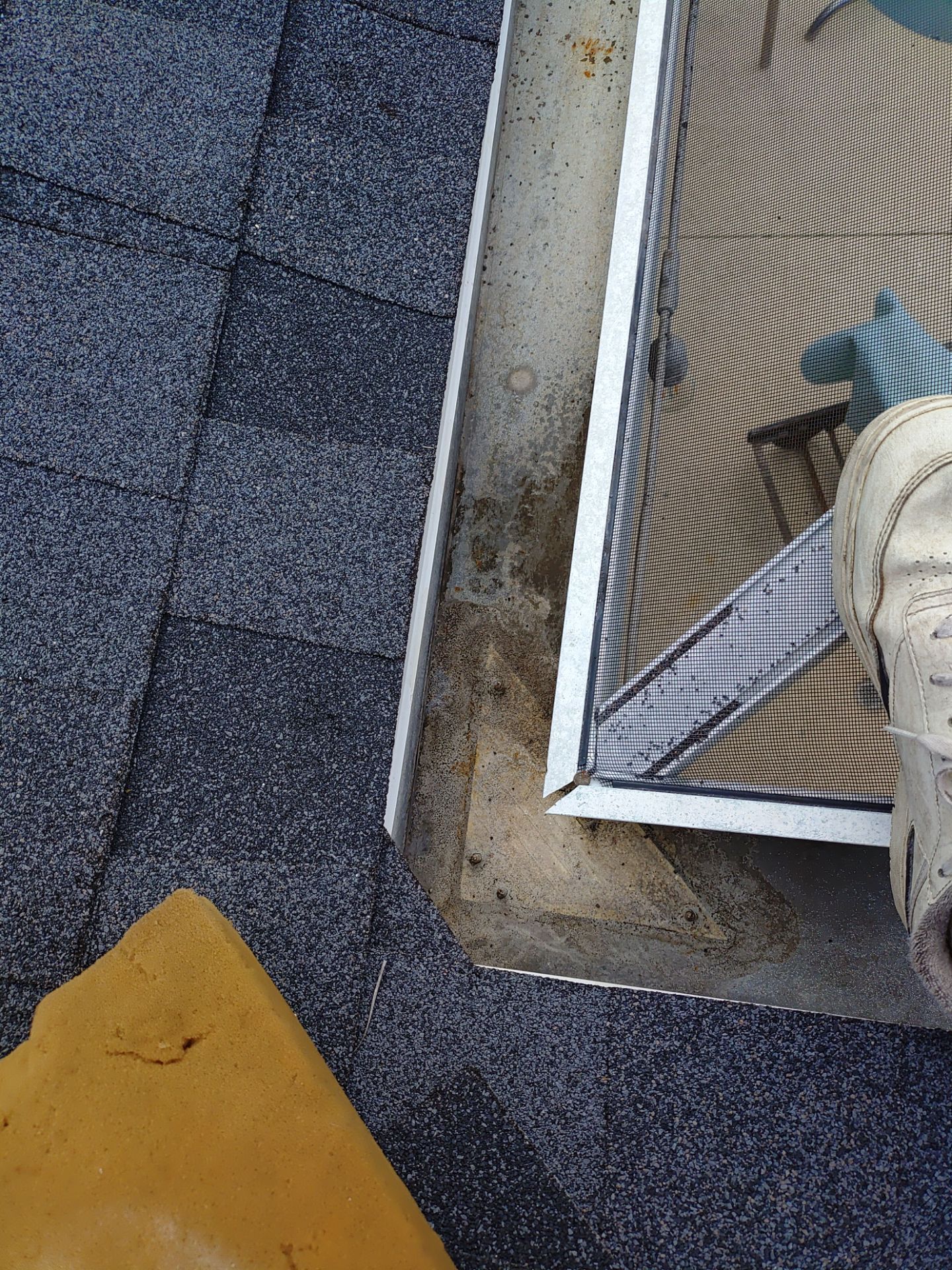 7-Inch Box Seamless Gutters in Bradenton FL by Gutter Professors