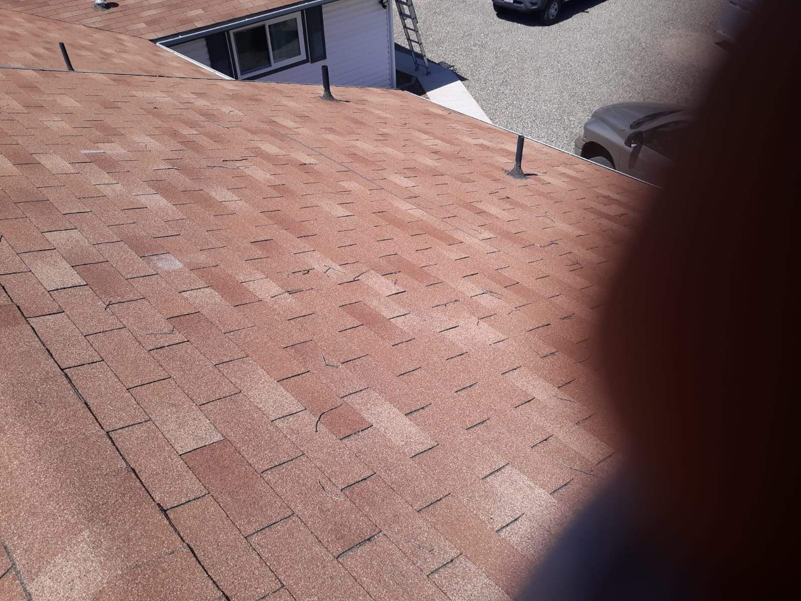 Metal roofing installation using Standing seam metal roofing system by Straight Edge Roofing Inc