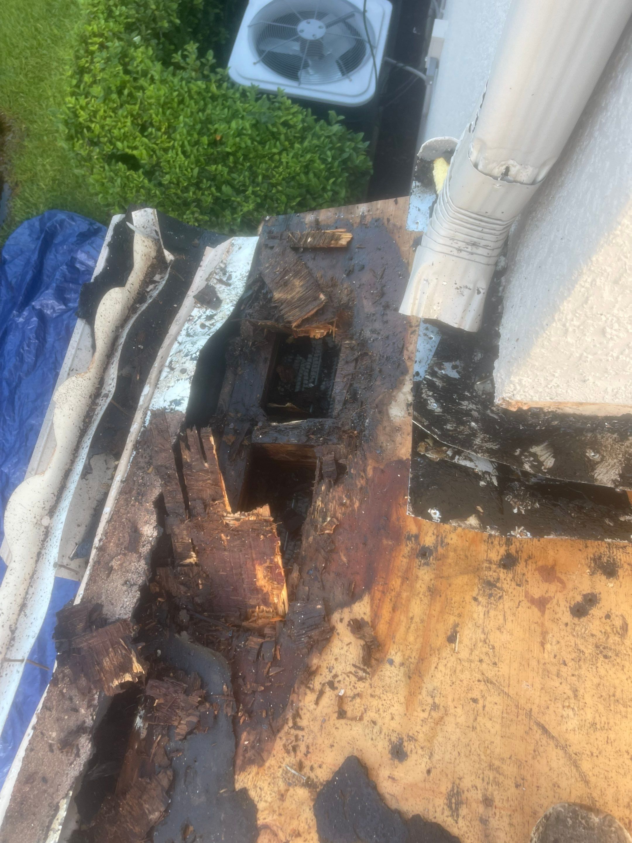 Concrete Tile Replacement in Botanica Lakes by International Roofing
