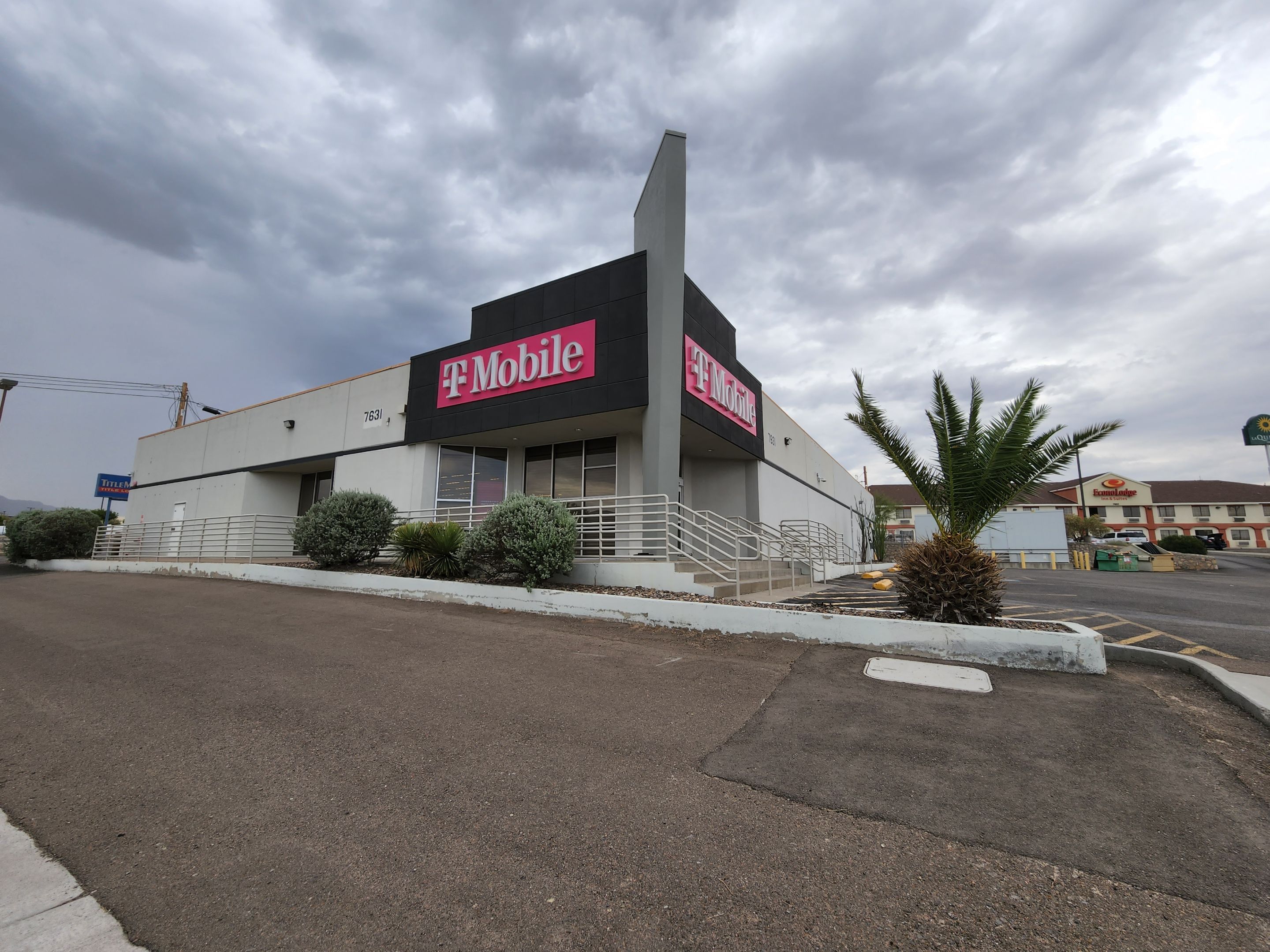 T Mobile North Mesa by Regal Renovate