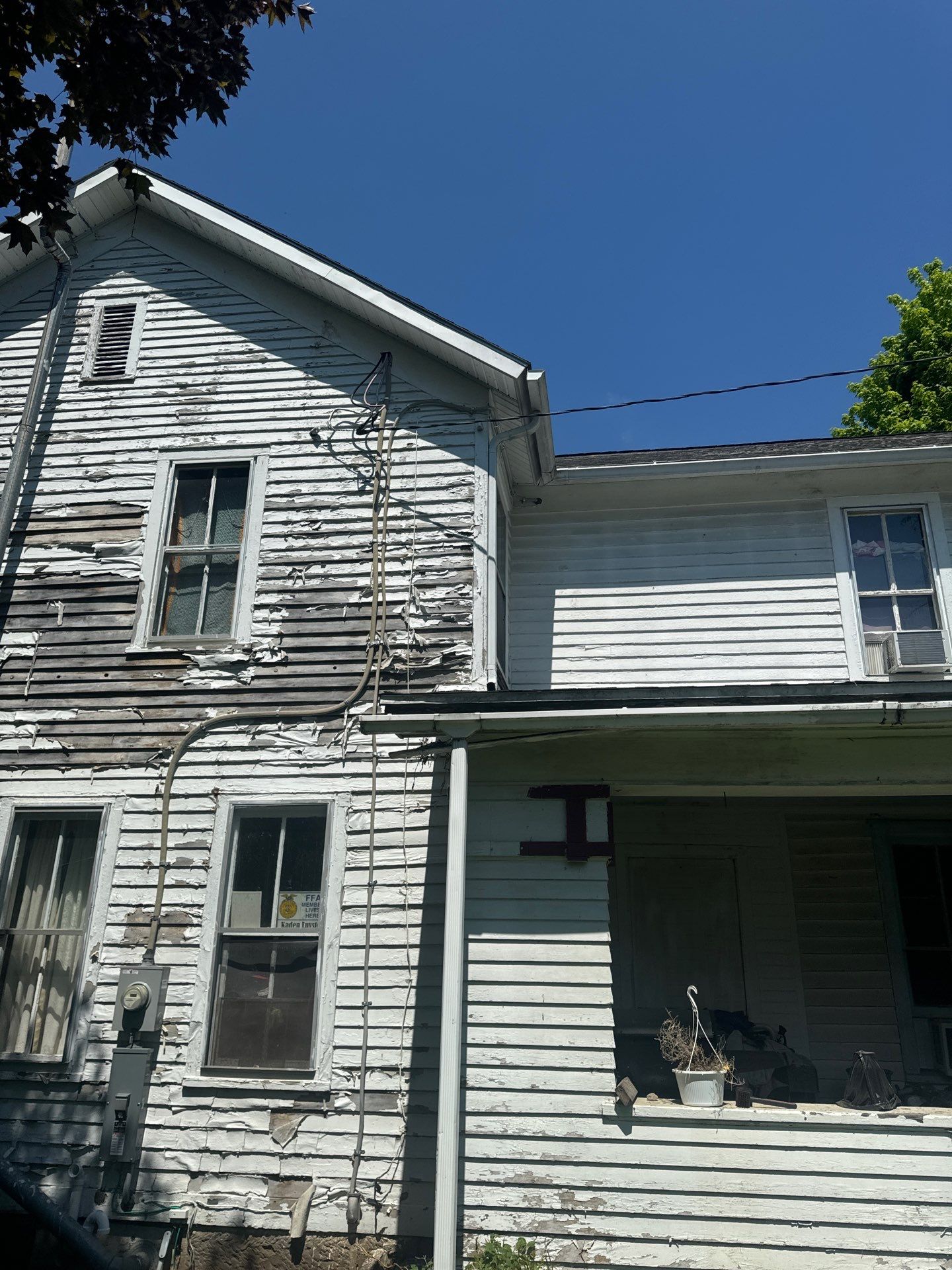 Siding Installation using Vinyl Siding by Rainstoppers Roofing