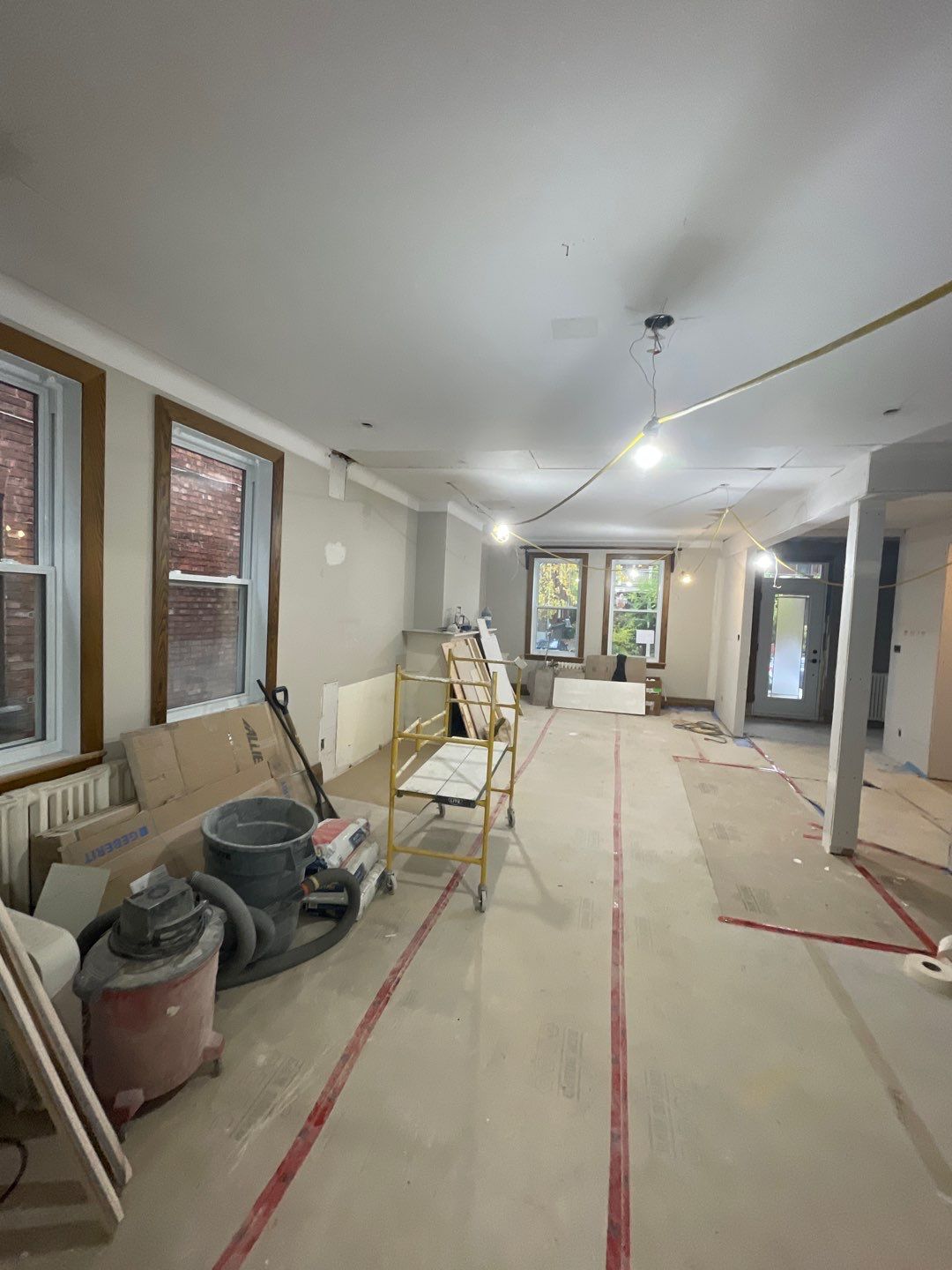 Boarding up by Eco-Nature Construction Inc.