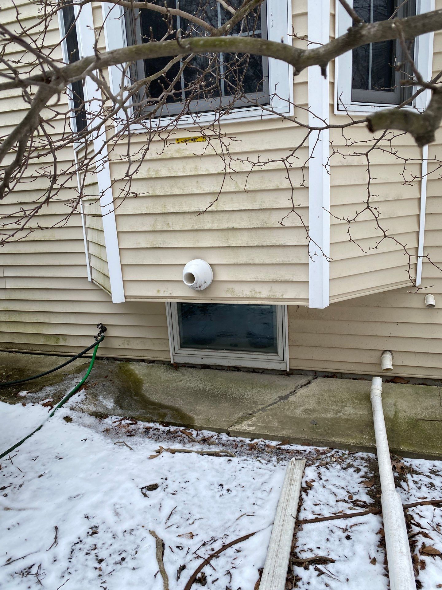 Realtor consult by Mighty Dog Roofing of Greater Middlesex County