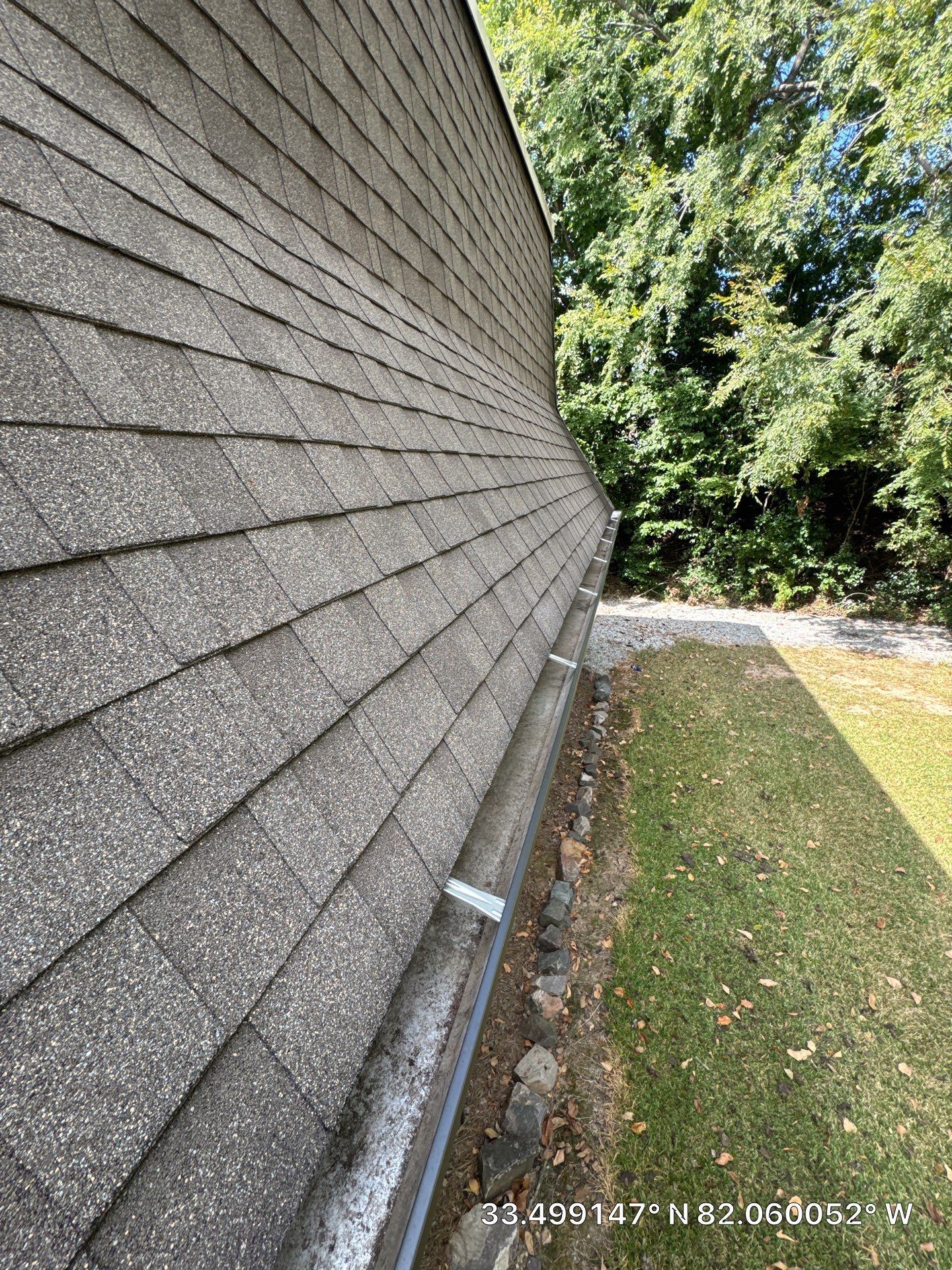 Commercial gutter cleaning Augusta after photo with clean gutters