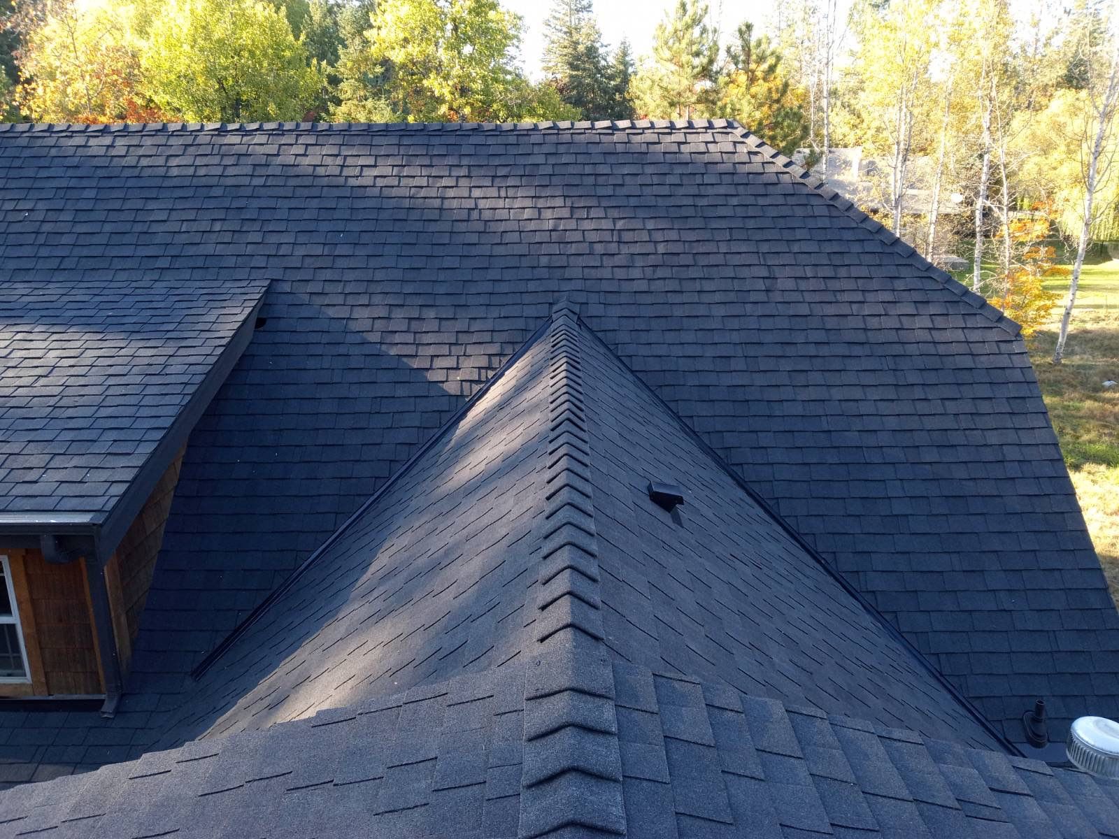 North Lakeview Drive Hayden Lake Idaho by Alpine Roofing