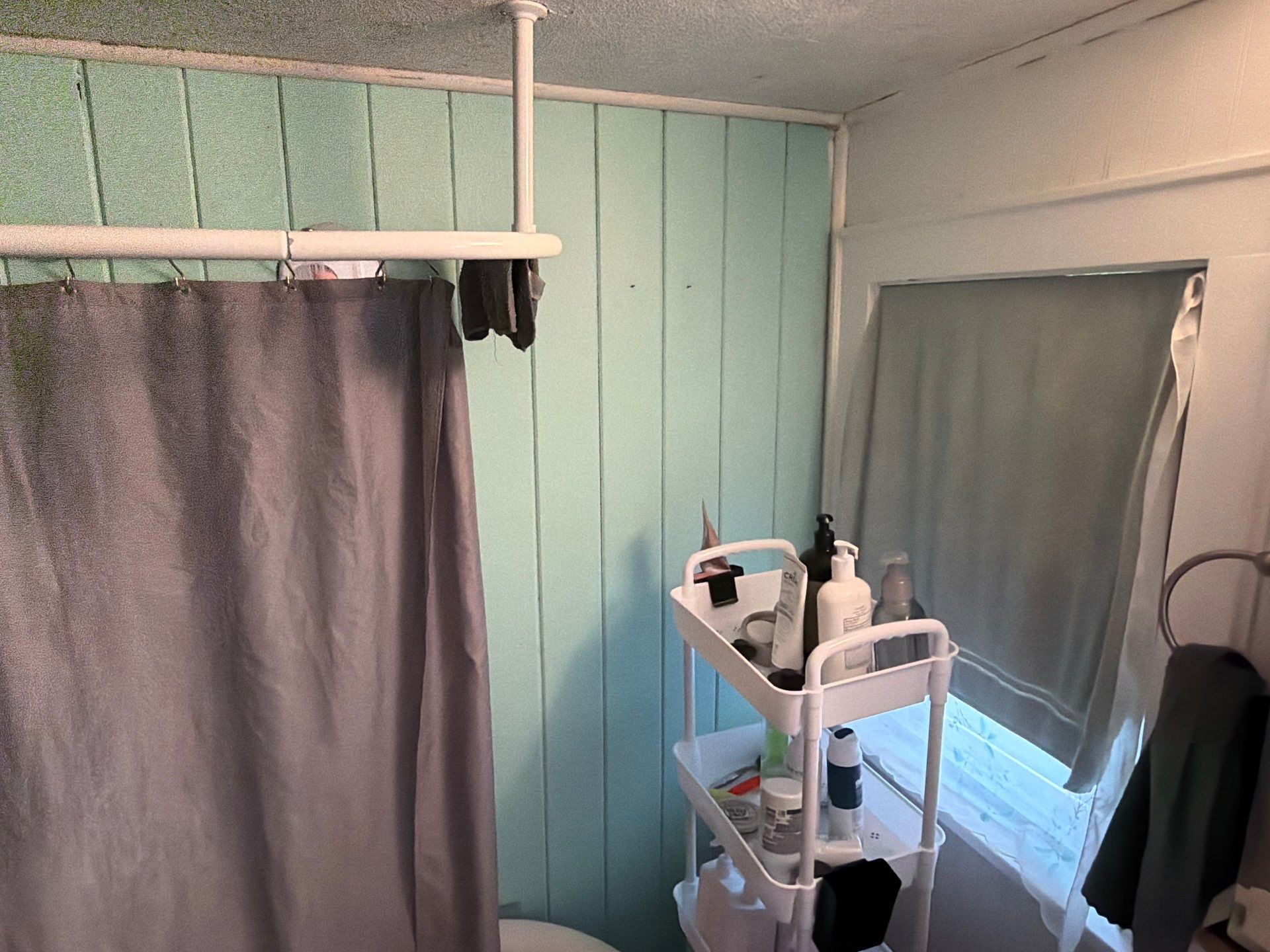 Bathroom Renovation by Handyman State LLC