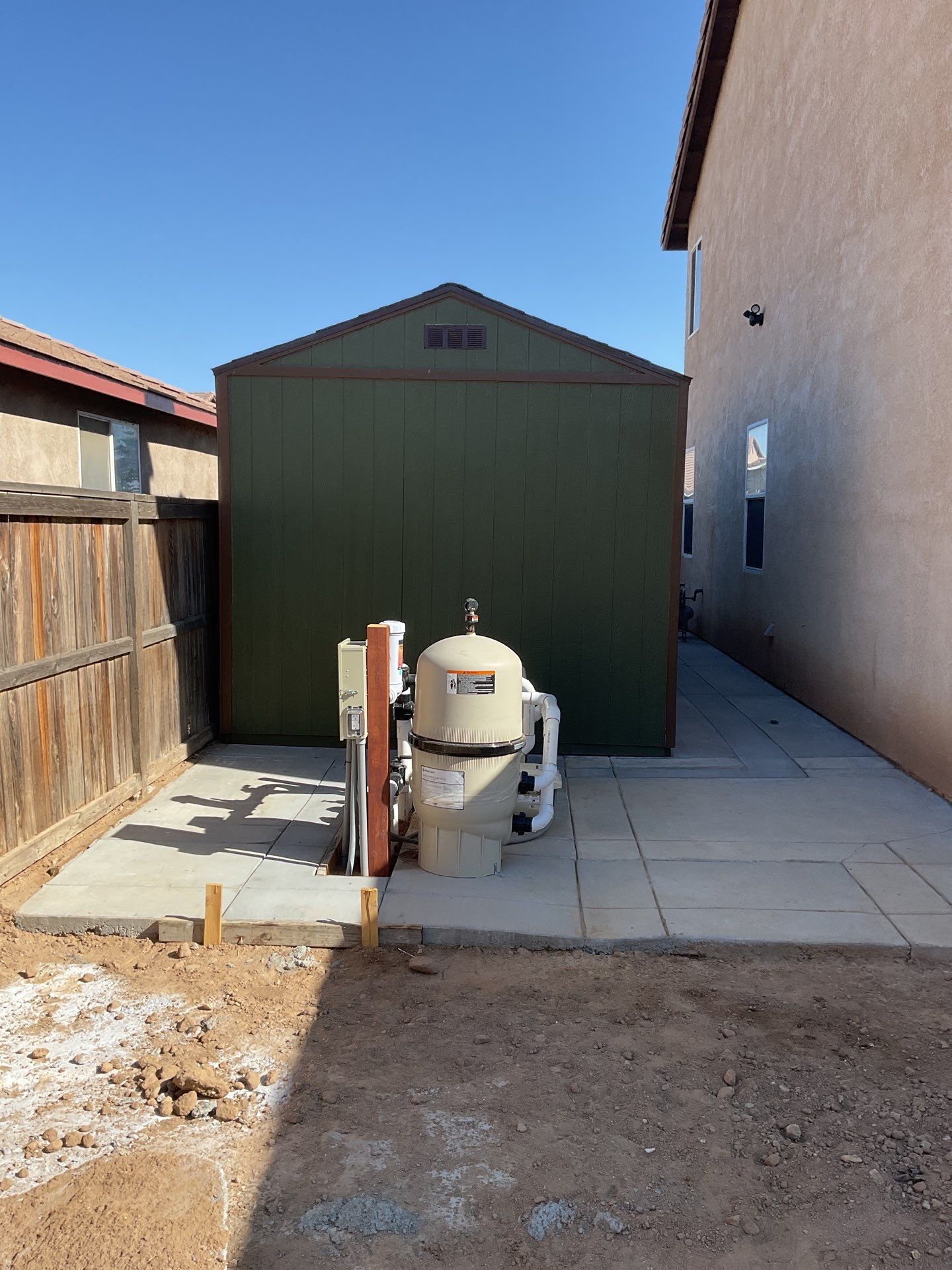 Fence Installation using Vinyl by Fence Guys Inc. 