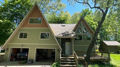 Siding Replacement using CertainTeed Restoration Classis D4