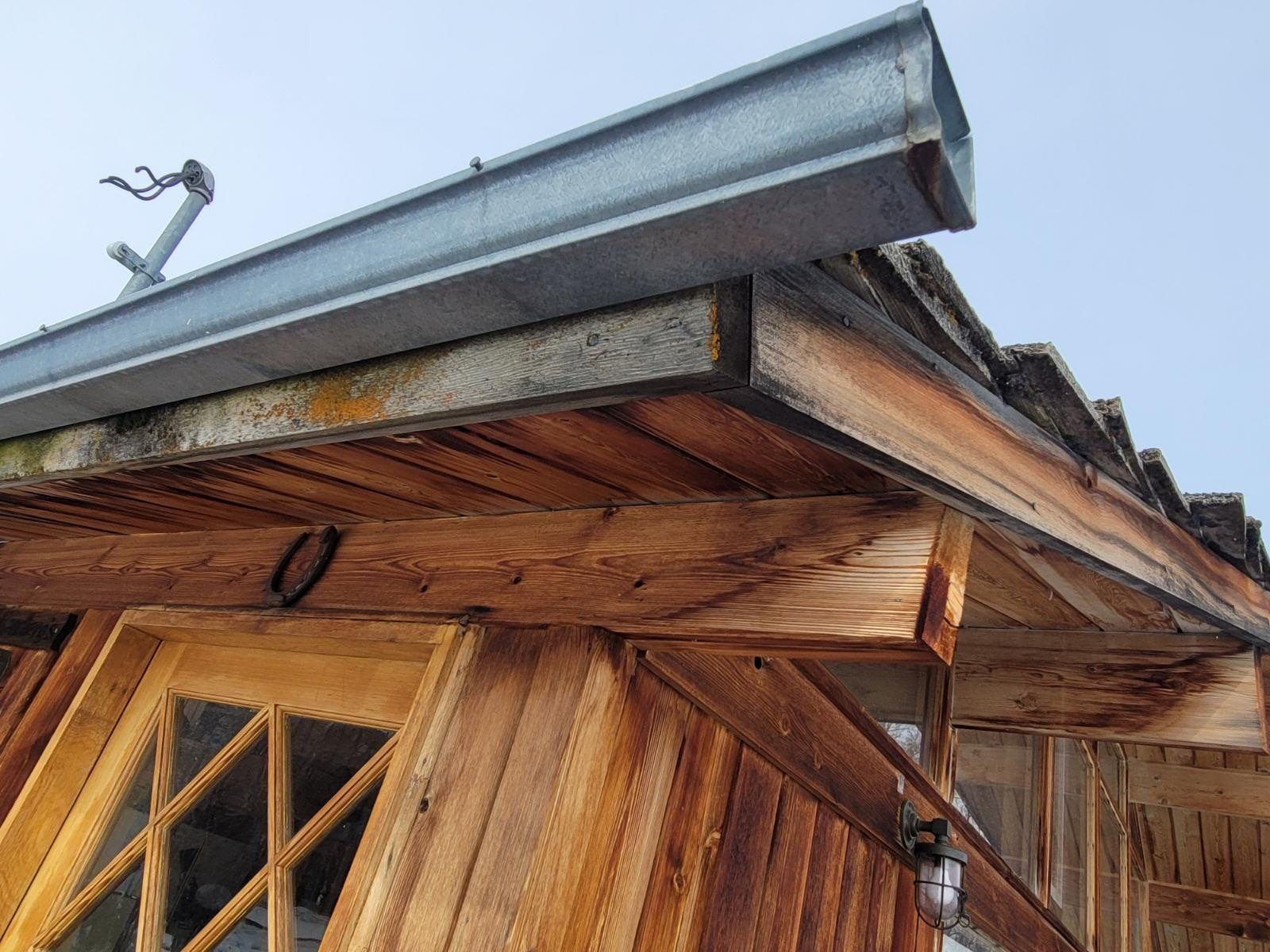 Light Stone Standing Seam by Reimagine Roofing