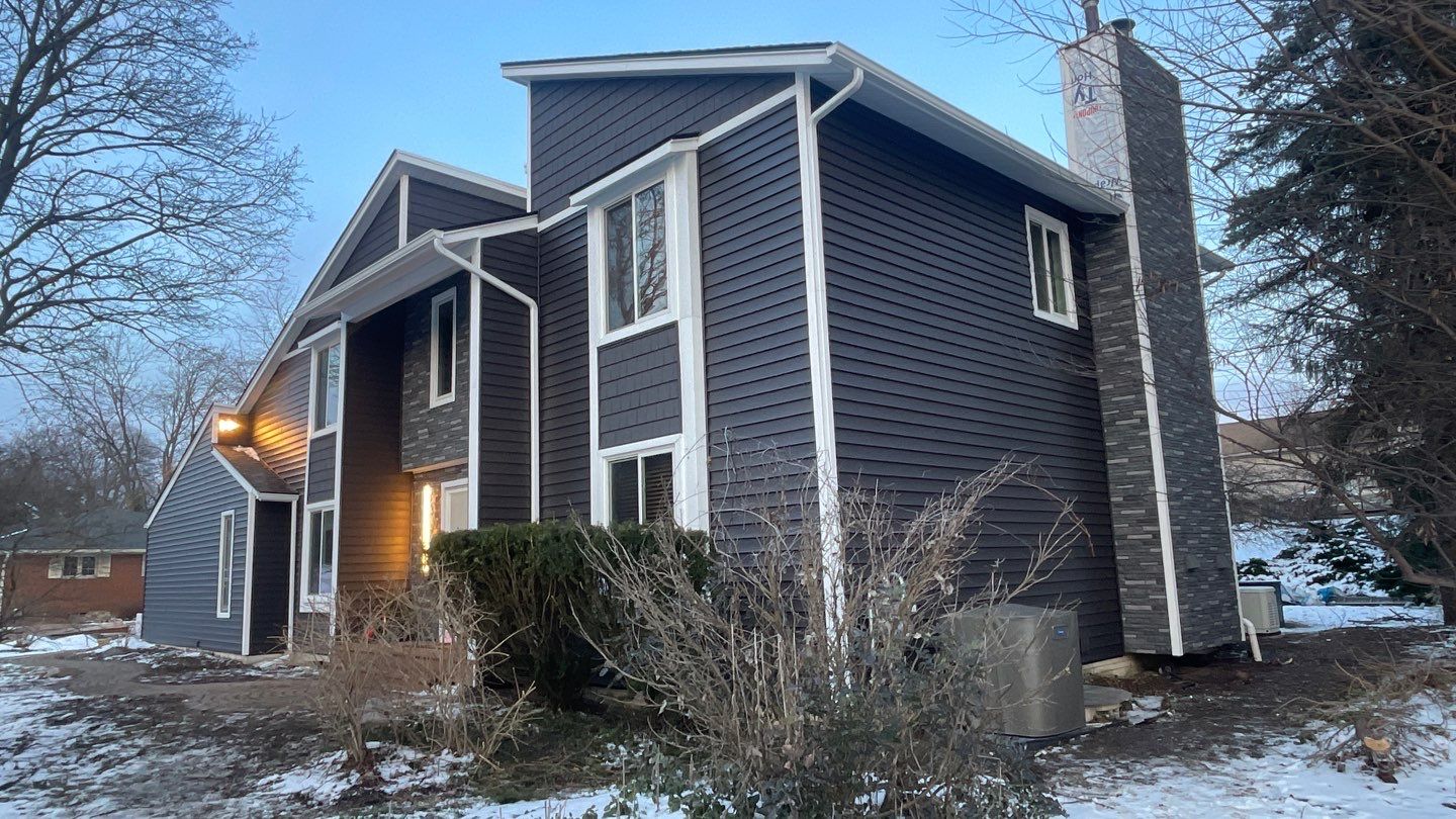 CertainTeed Monogram D5 Slate + Owens Corning Duration Colonial Slate by 180 Contractors