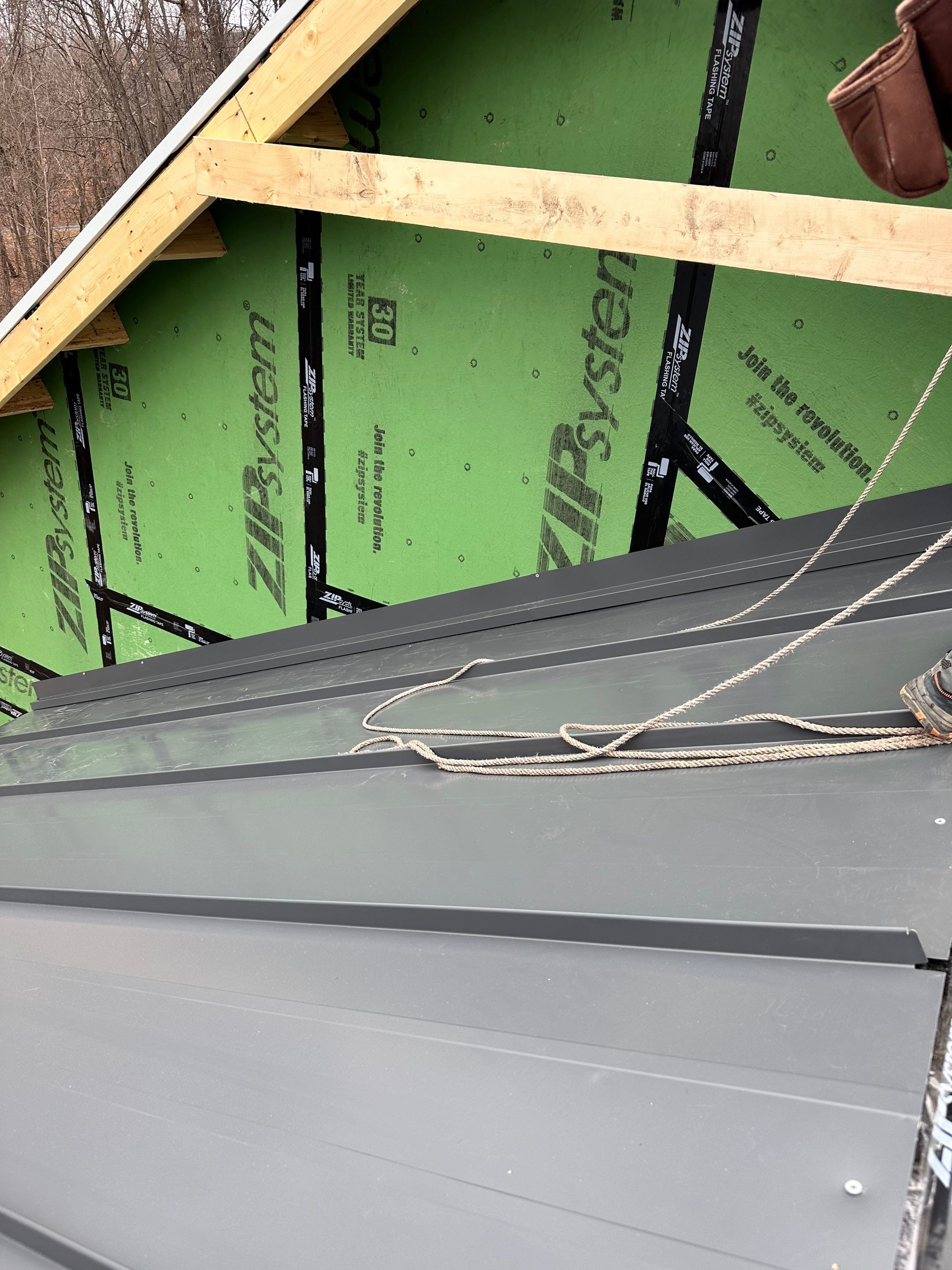 Standing Seam  using Everlast Standing Seam 24 Gauge  by Teflon Roofing