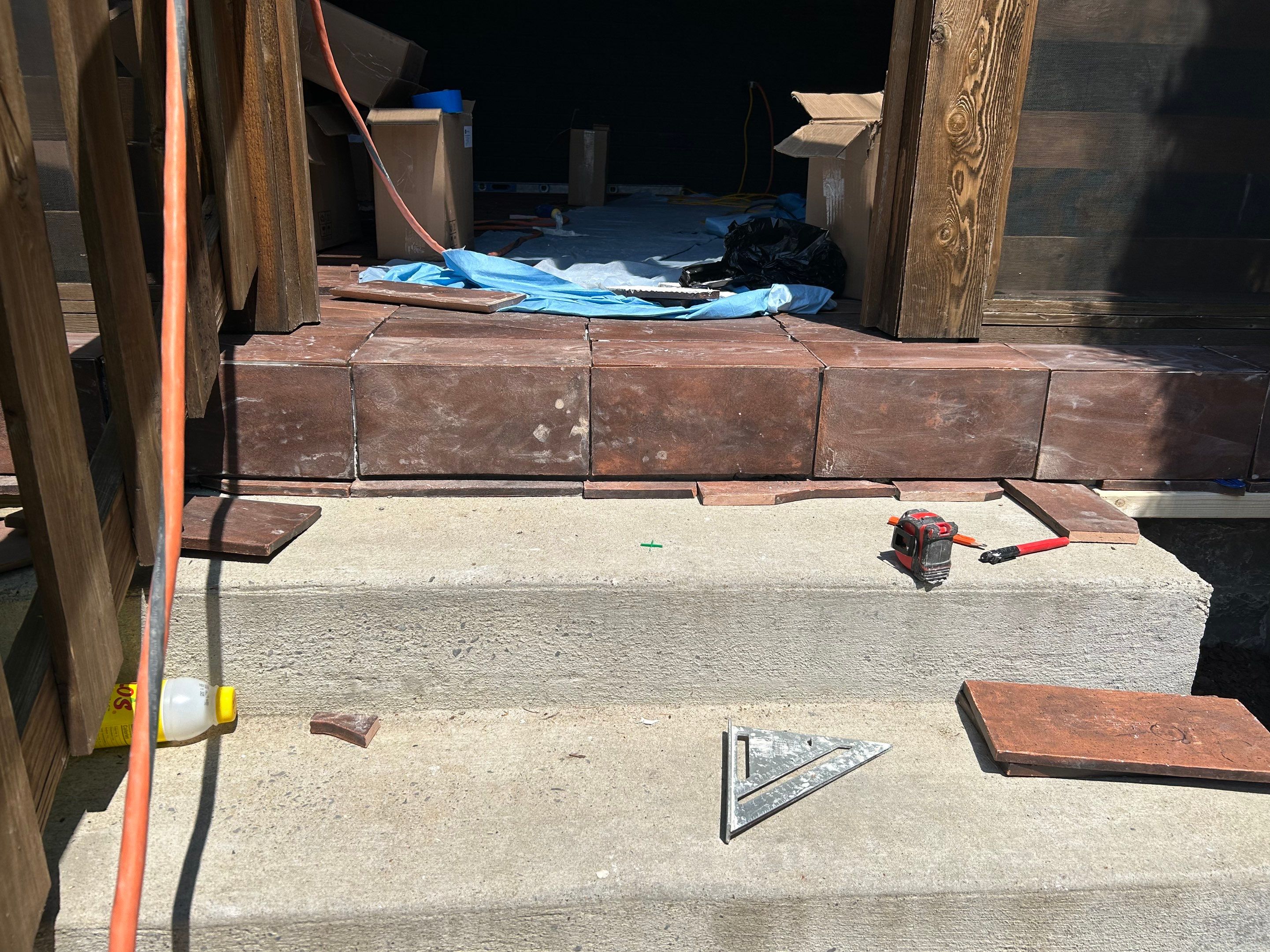 Terra cotta porch  by Footprints Floors of Nashville