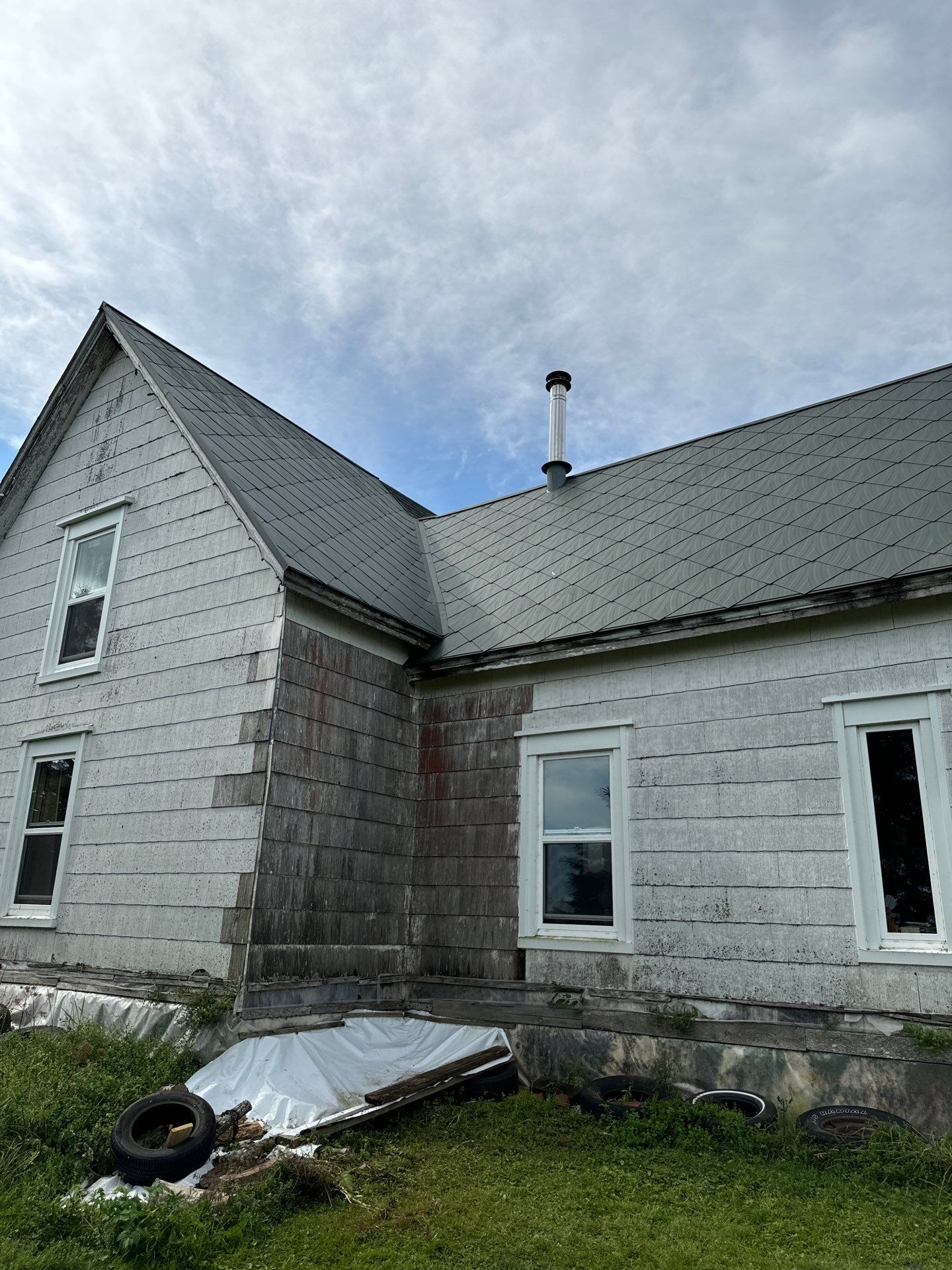 New Diamond Metal Roof by Bobby Built