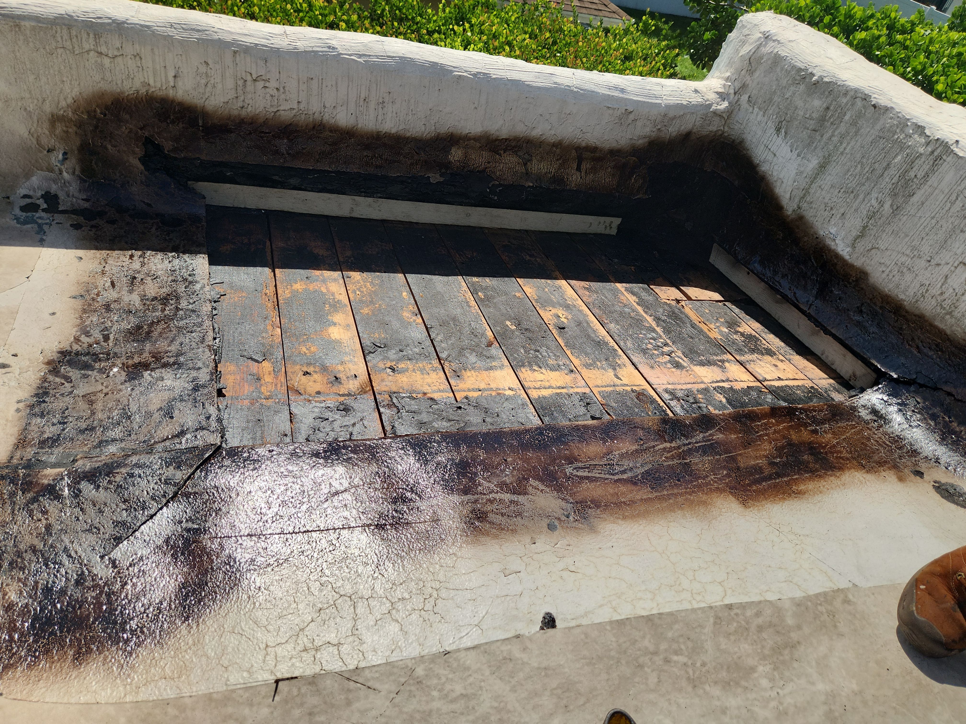 Flat Roof Leak Repair and Parapet Sealing in West Palm Beach by Aastro Roofing