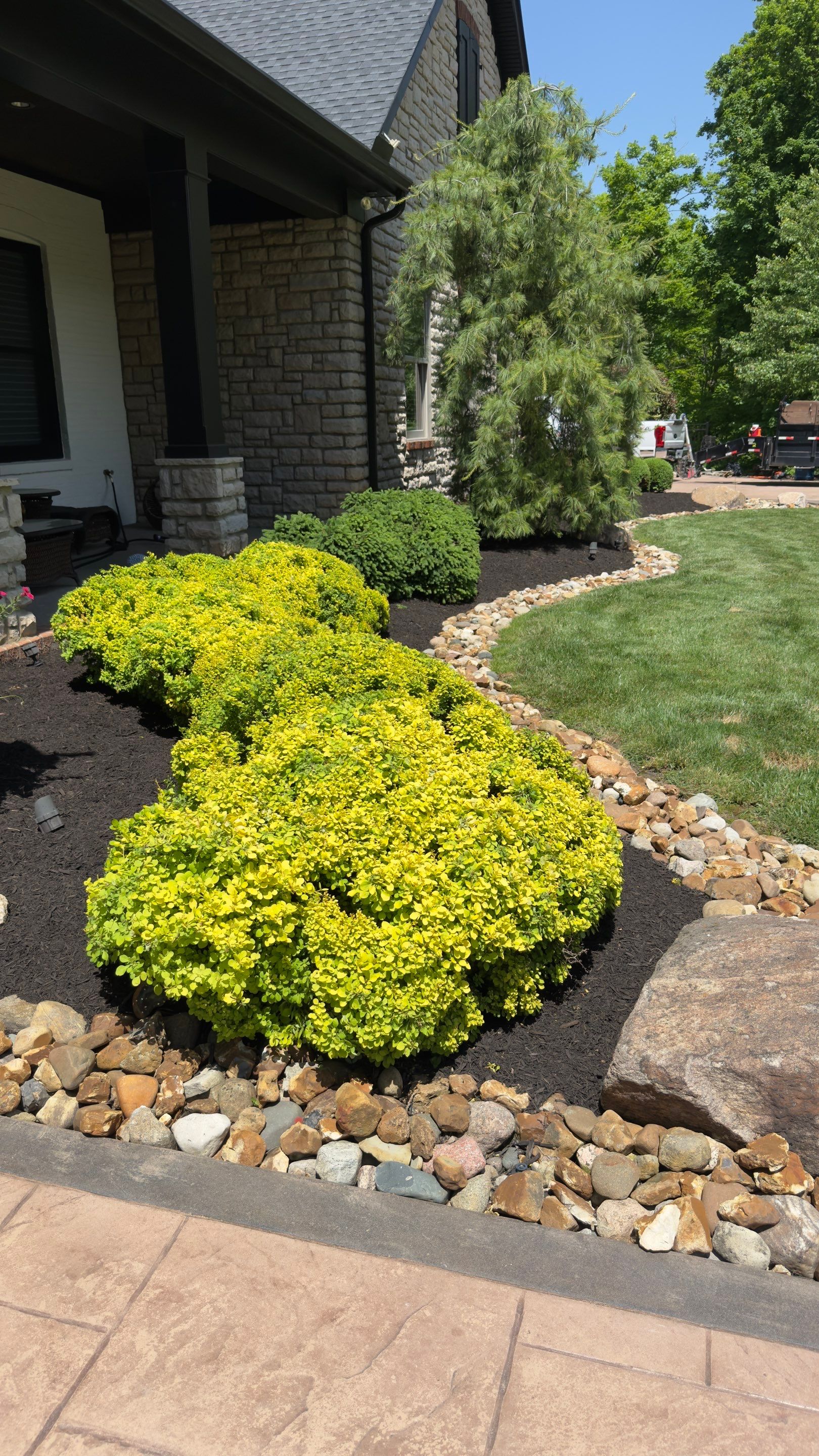 Spring Clean-up, Prune, Edge & Mulch by Reisenberg’s Lawn & Landscape, LLC