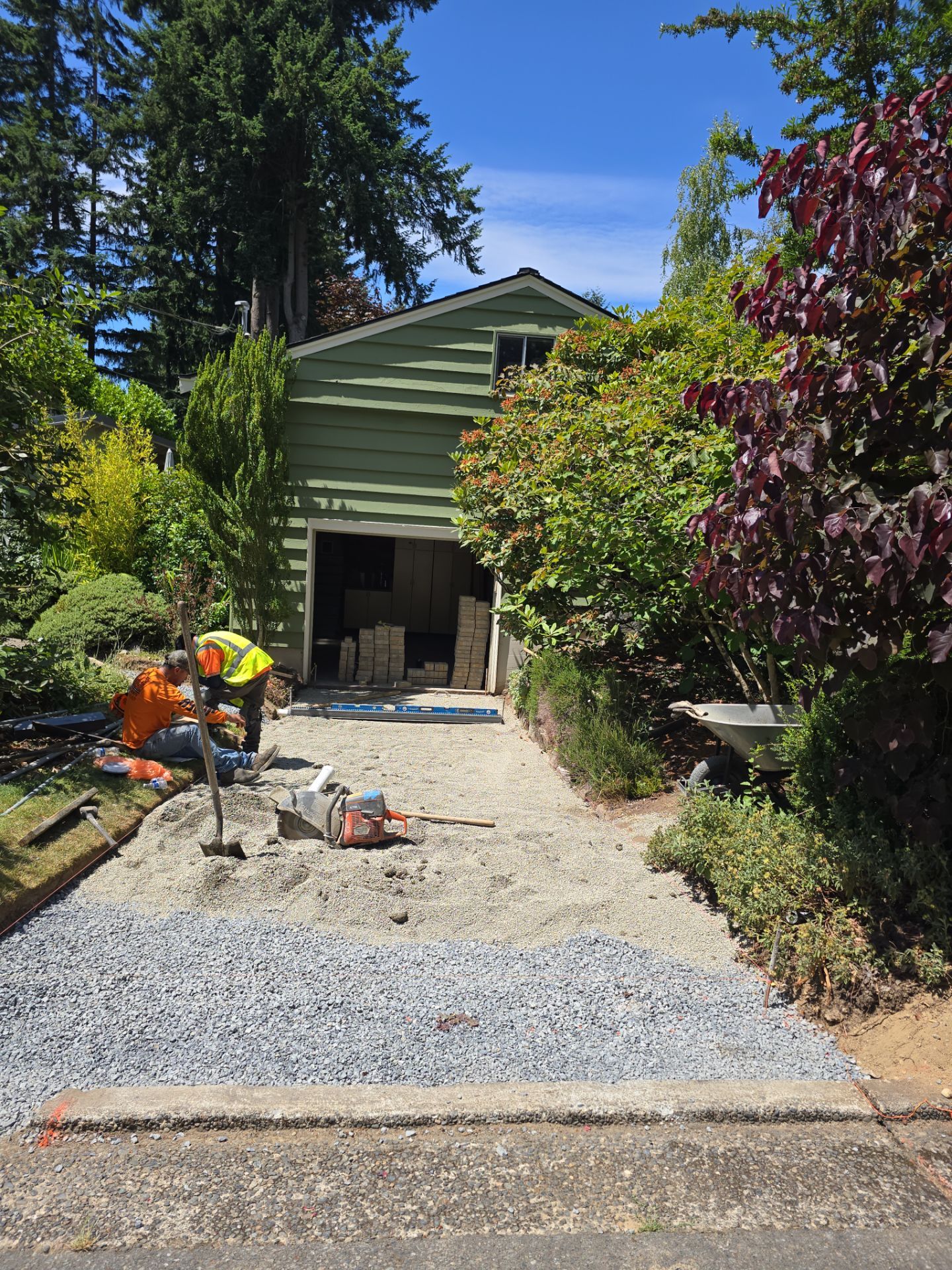 Pavers Driveway & Walkway with Concrete Lip | Seattle  by Jireh Asphalt & Concrete Inc 