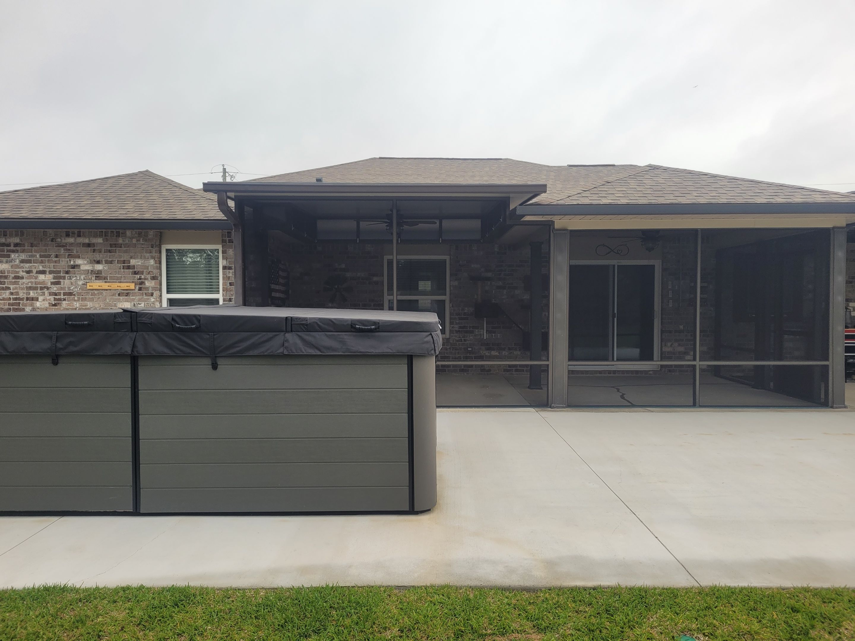 Large Screen Room & Patio Cover in Navarre by Titan Sunrooms