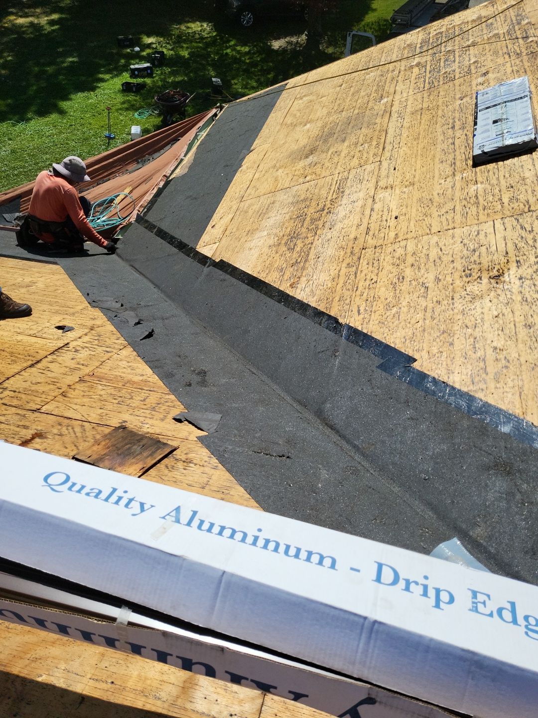 ATLAS PINNACLE COLOR: MORNING HARVEST by Eagle Eye Roofing