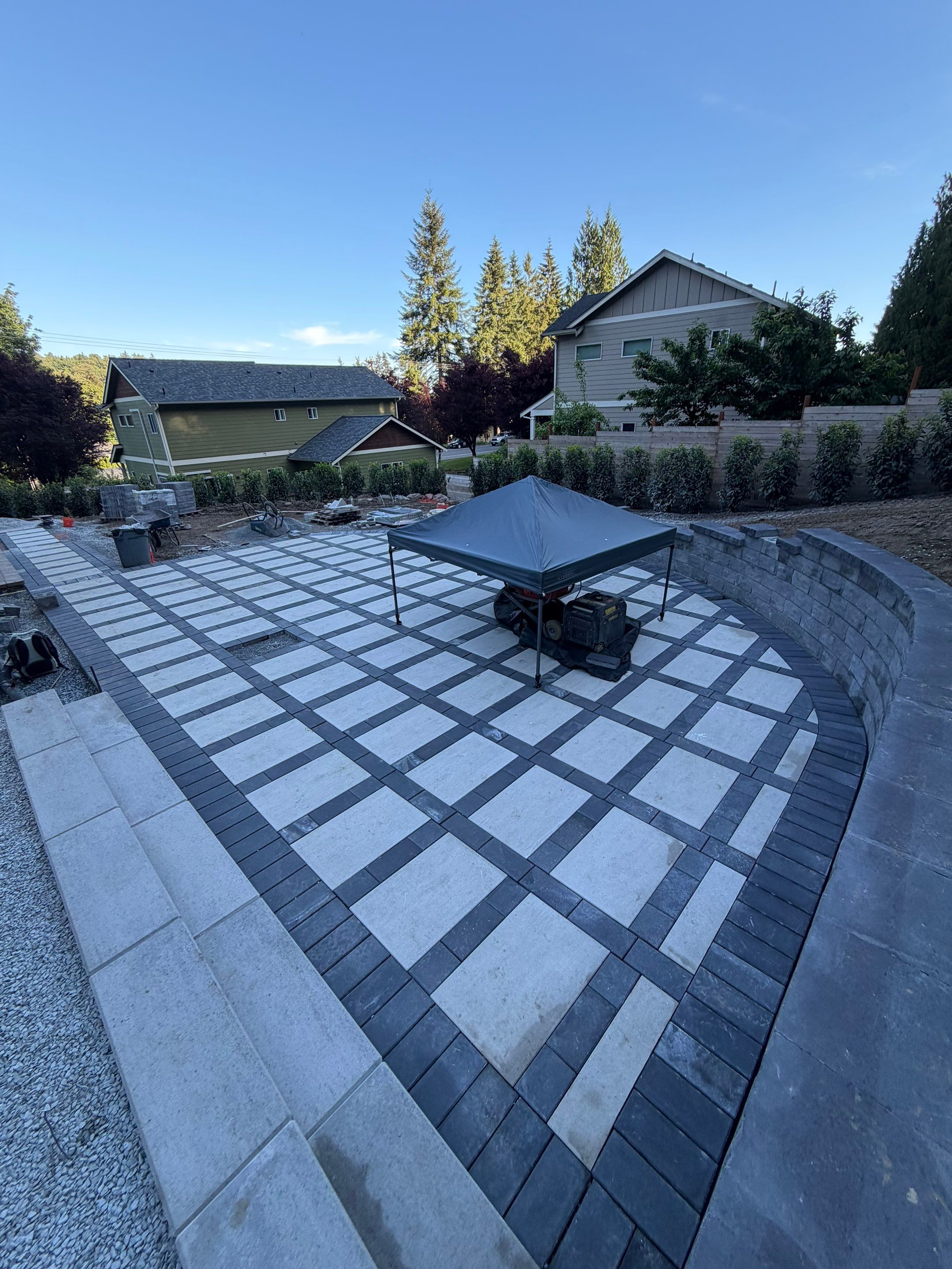 Maple Ave Renovation by Pacific Pine Landscape
