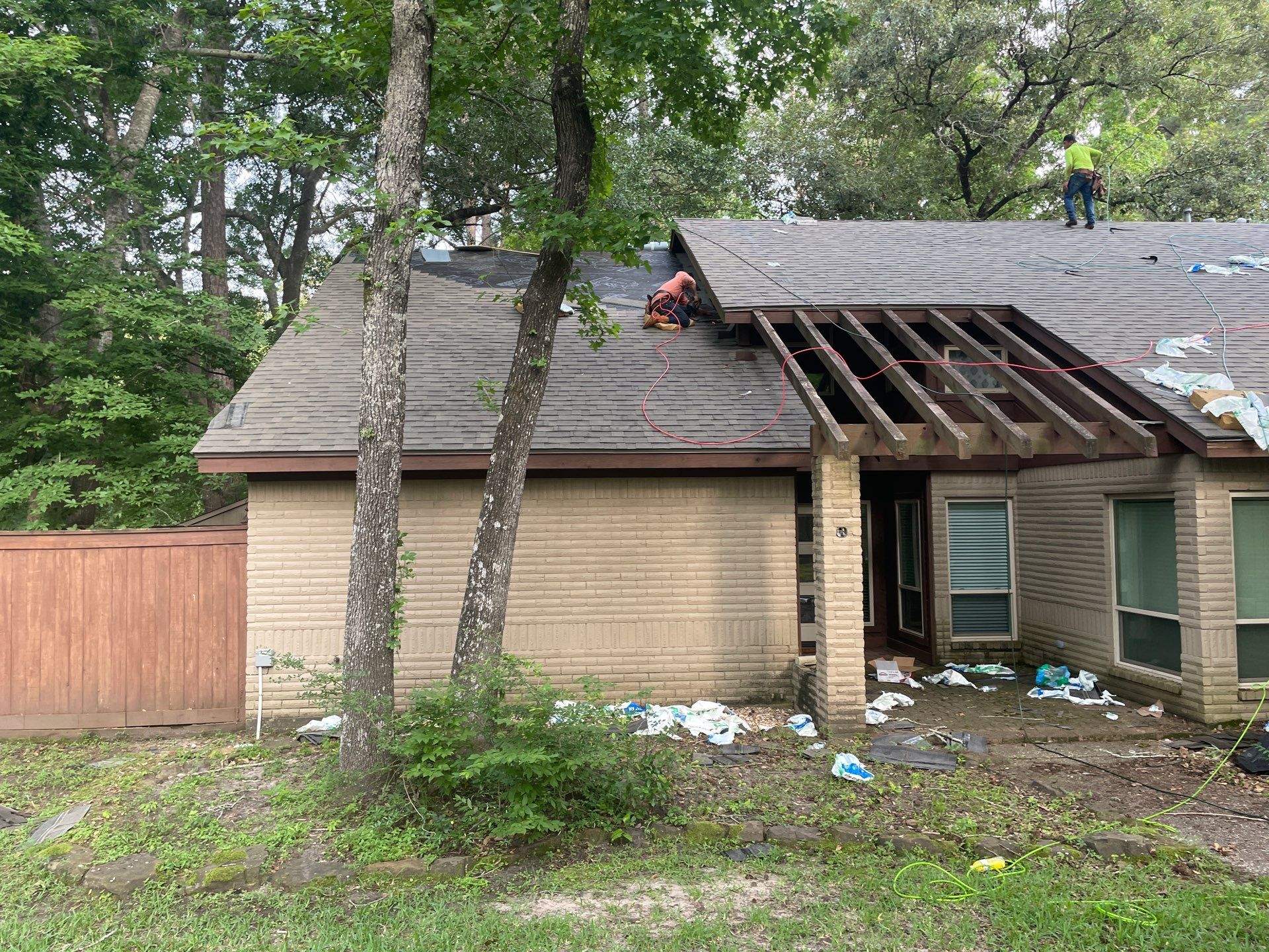 Malarkey Vista AR (Weathered Wood) - Kingwood, TX by GPRC
