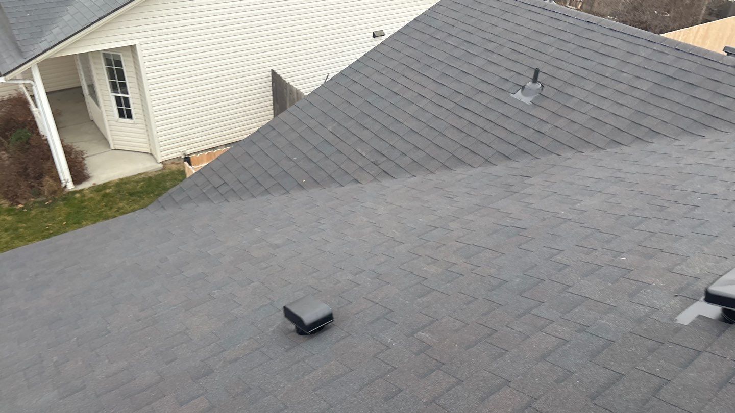 Boise Roof Replacement – Owens Corning Oakridge Black Walnut Shingles by ID Roofing LLC