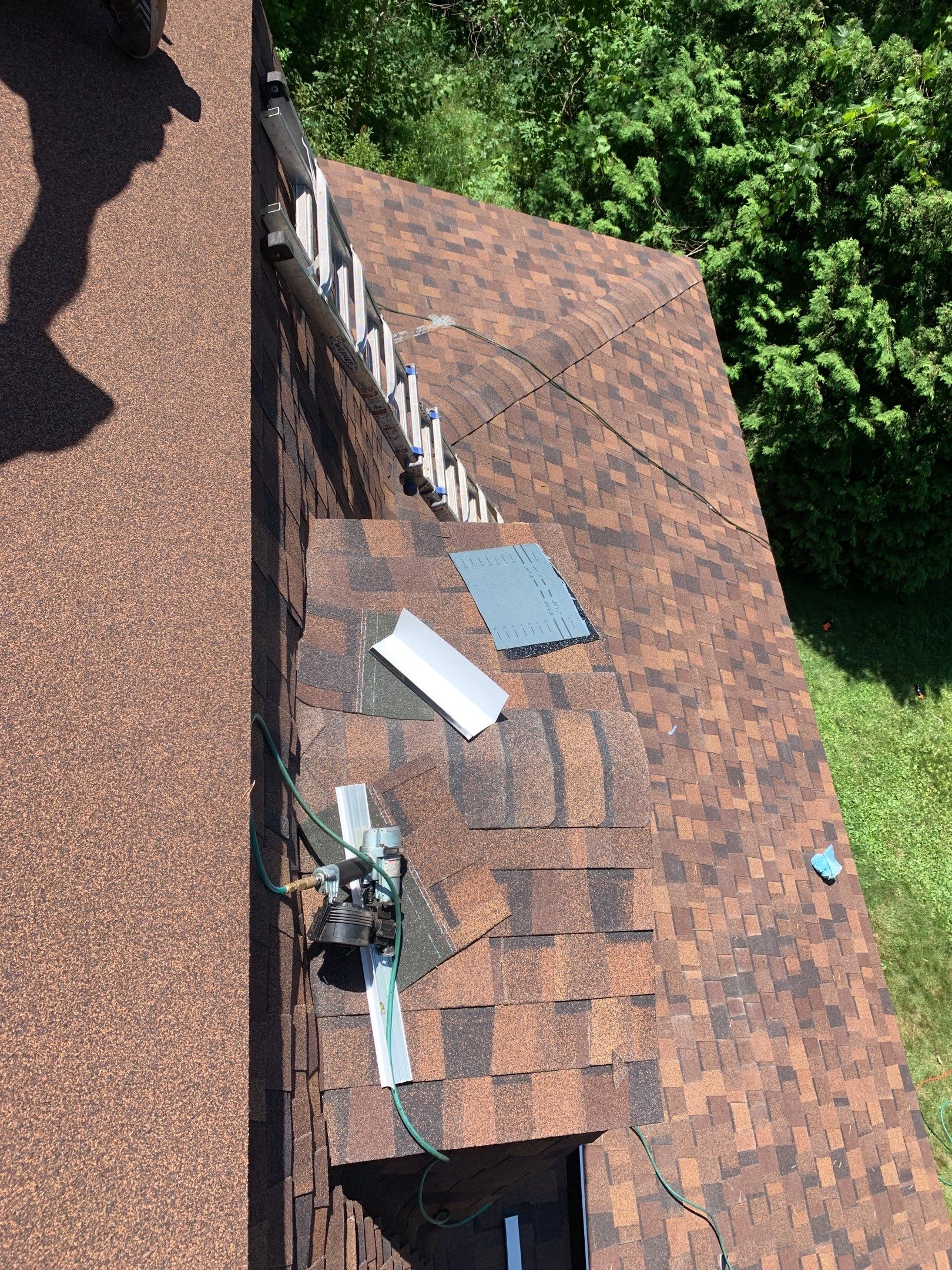 Roof Replacement using CertainTeed Landmark by 180 Contractors