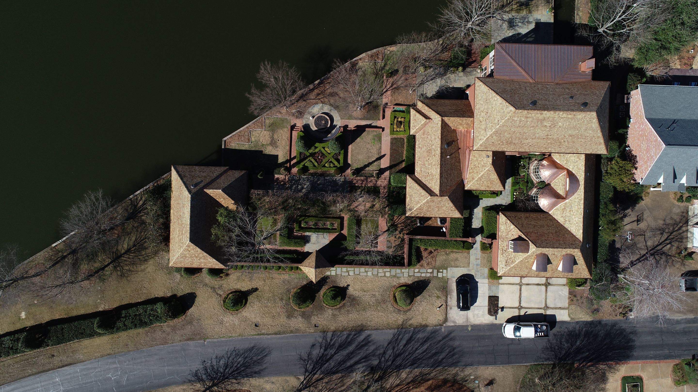 Certi Grade Cedar Perfection Shingles by Elite Roofing & Gutters