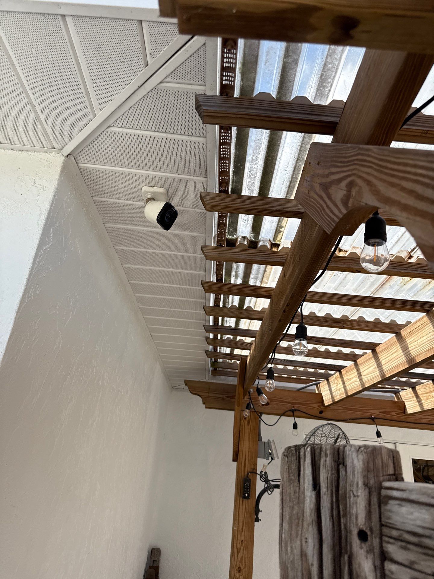 Seamless Aluminum Gutter Installation using 6 Inch Seamless Gutters in Sarasota FL by Gutter Professors