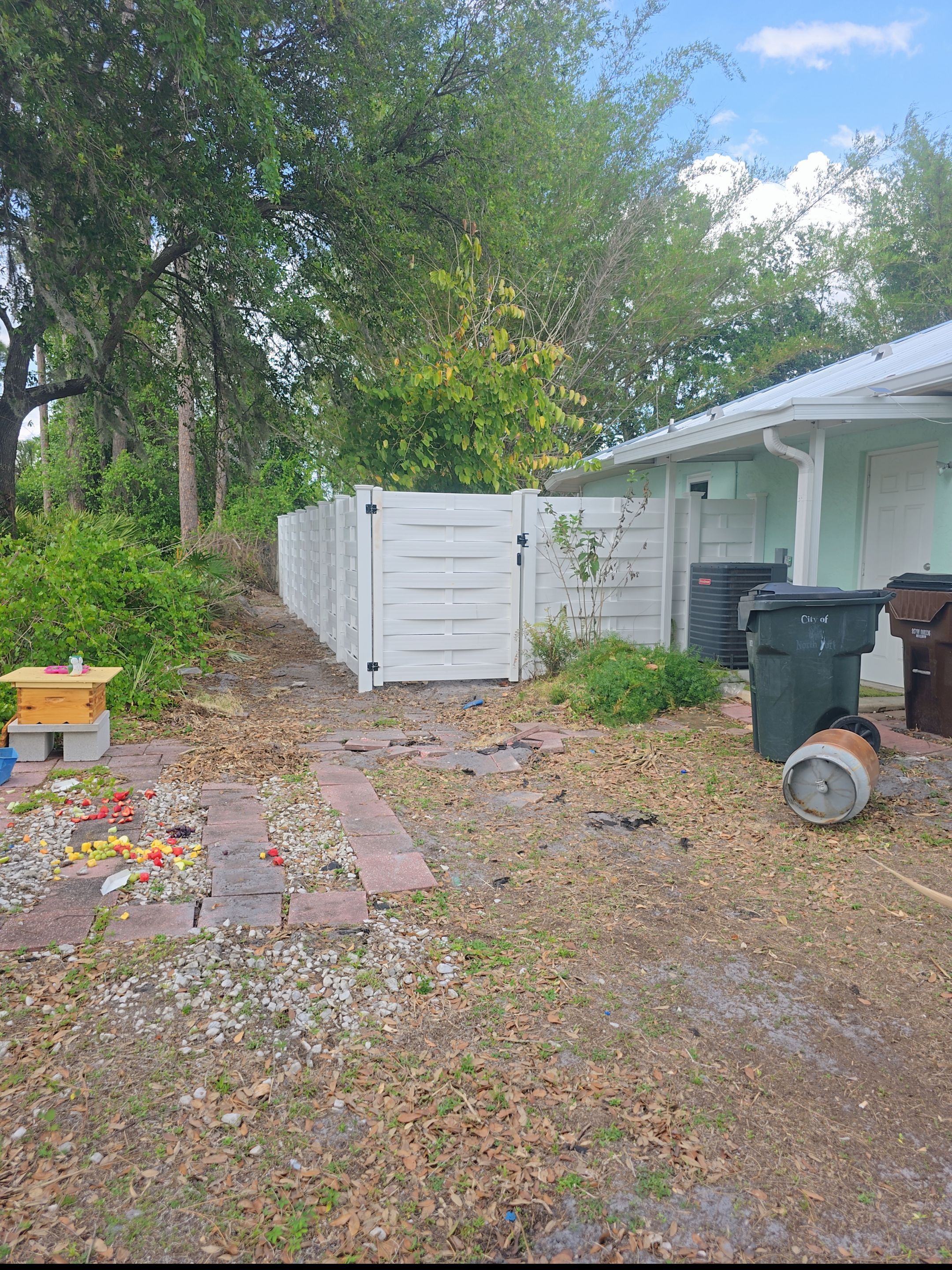 Horizontal Basketweave Fence in North Port by True Fence LLC