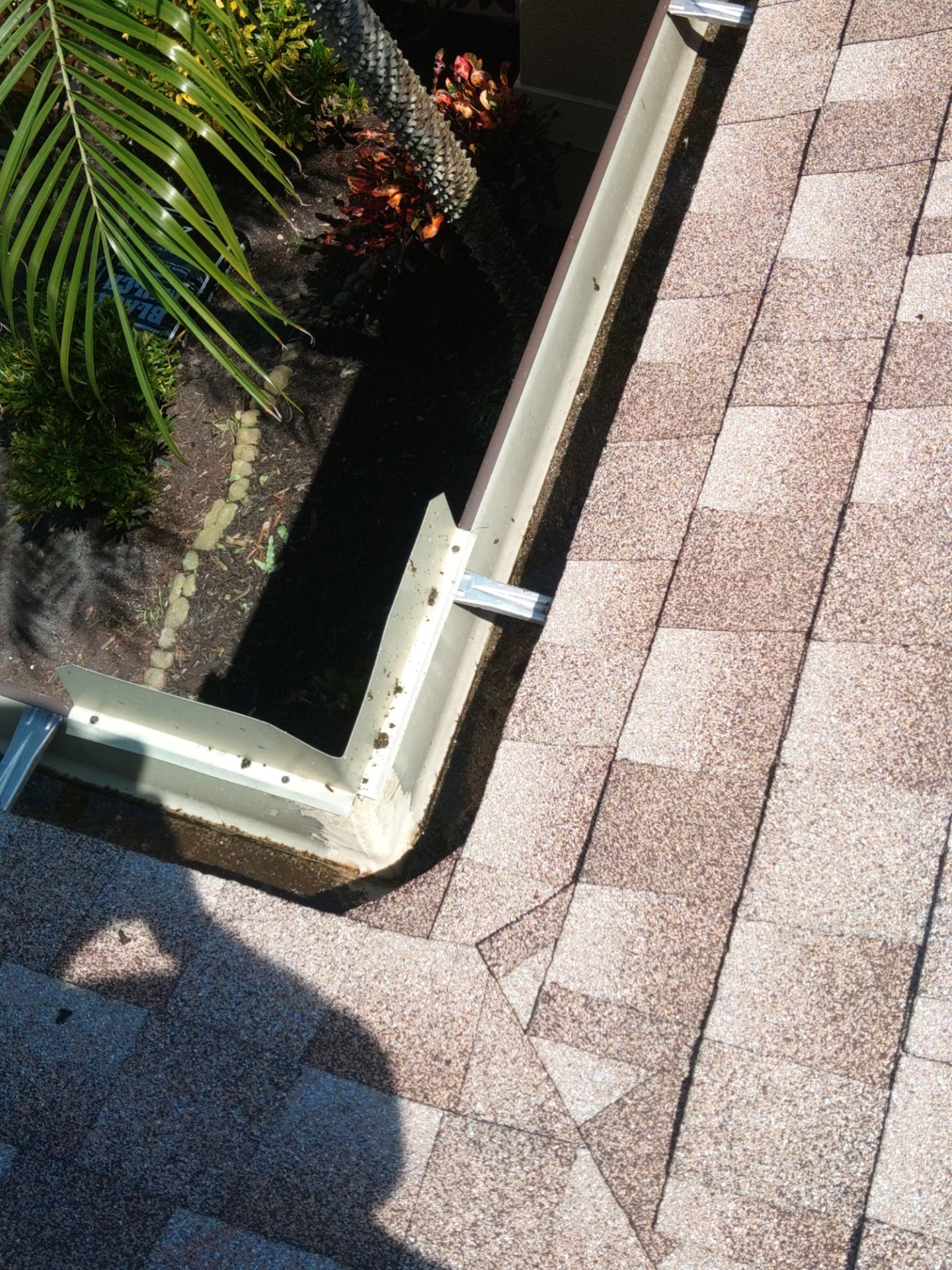 Aluminum Seamless Gutters Installation in Fort Myers FL by Gutter Professors