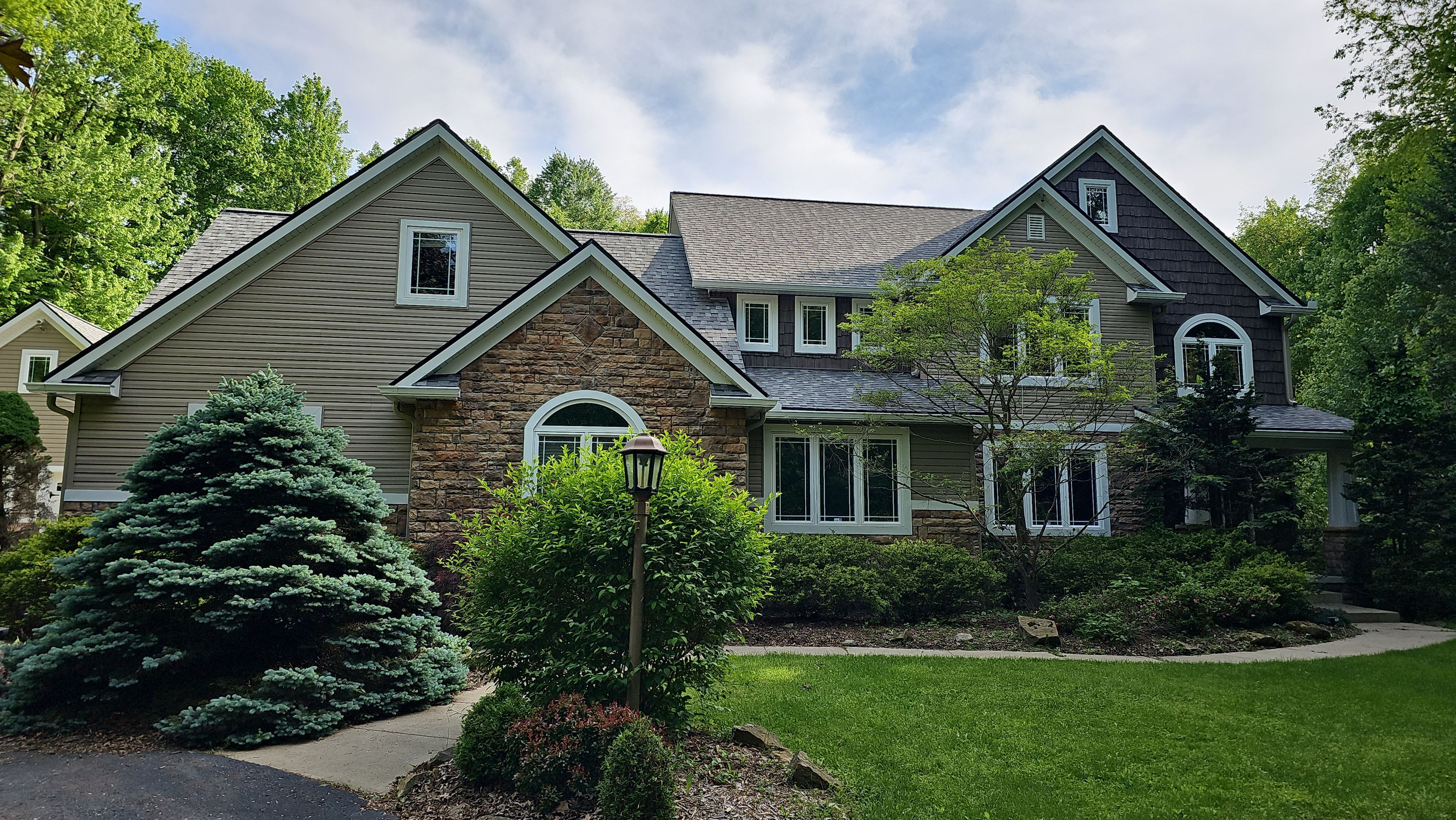 Atlas Pinnacle, Color, Coastal Granite, Drip Edge, Color, Black by Eagle Eye Roofing