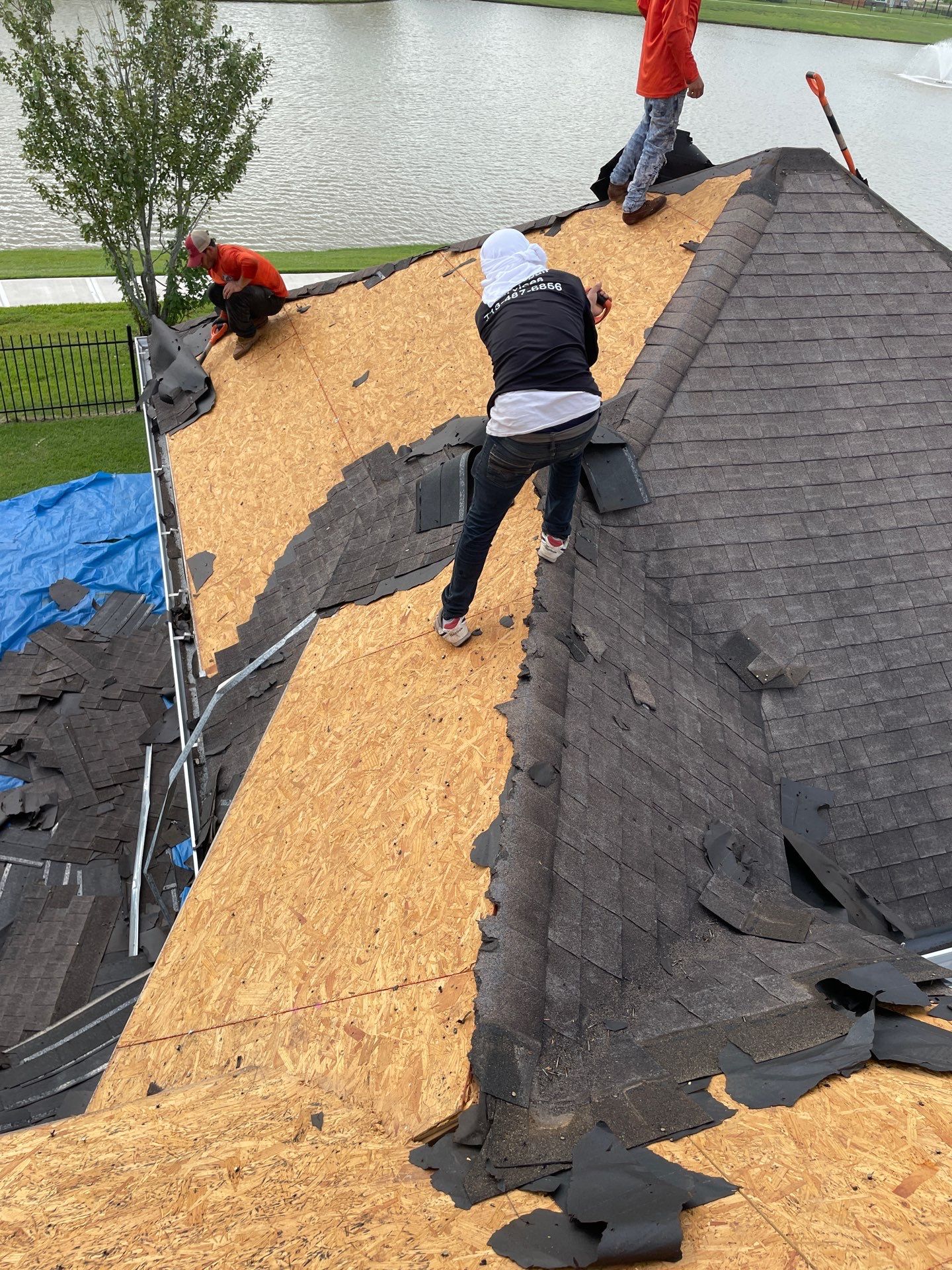 Residential Roofing Installation using Owen's Corning Duration (Lifetime) Shingles by Roof Repair Company