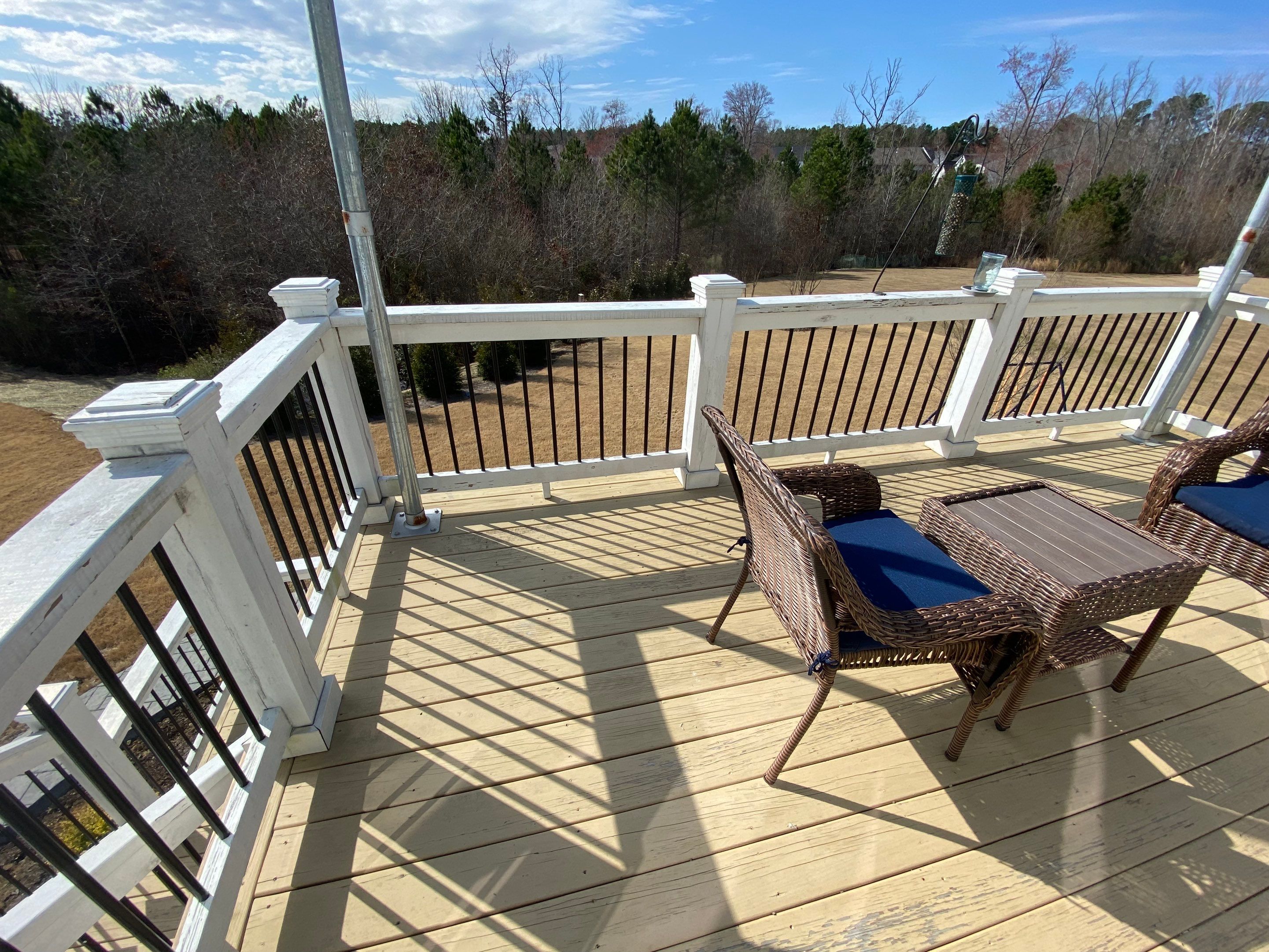 Coated Deck using Wood Sealant by DuraSeal