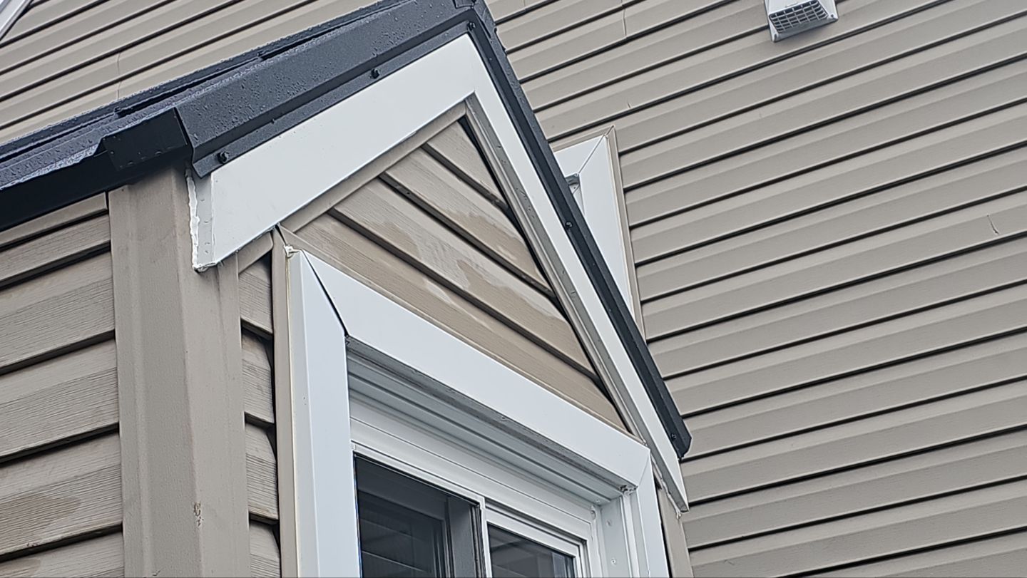 Weather Max Panel, Color: Ebony by Eagle Eye Roofing