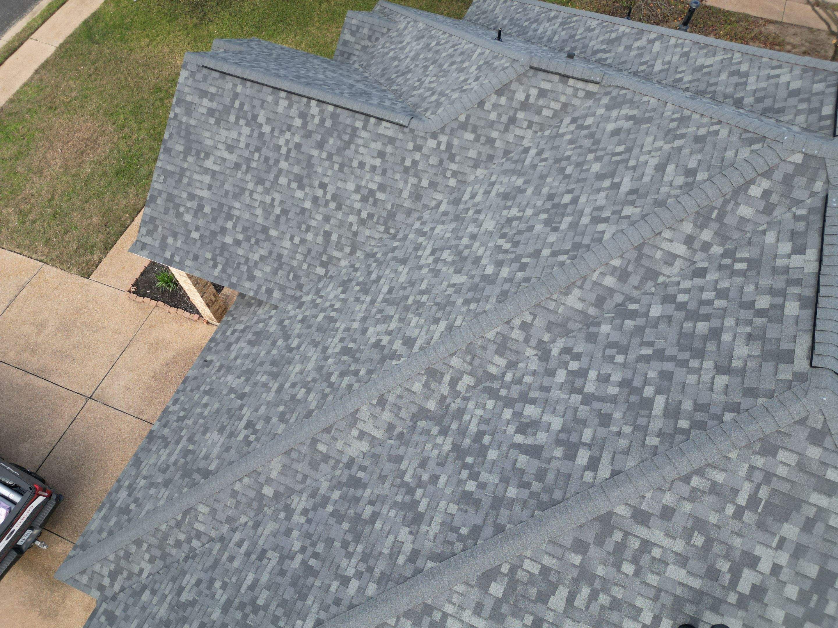 Estate Gray - Owens Corning TruDefinition Duration by RoofsOnly.com