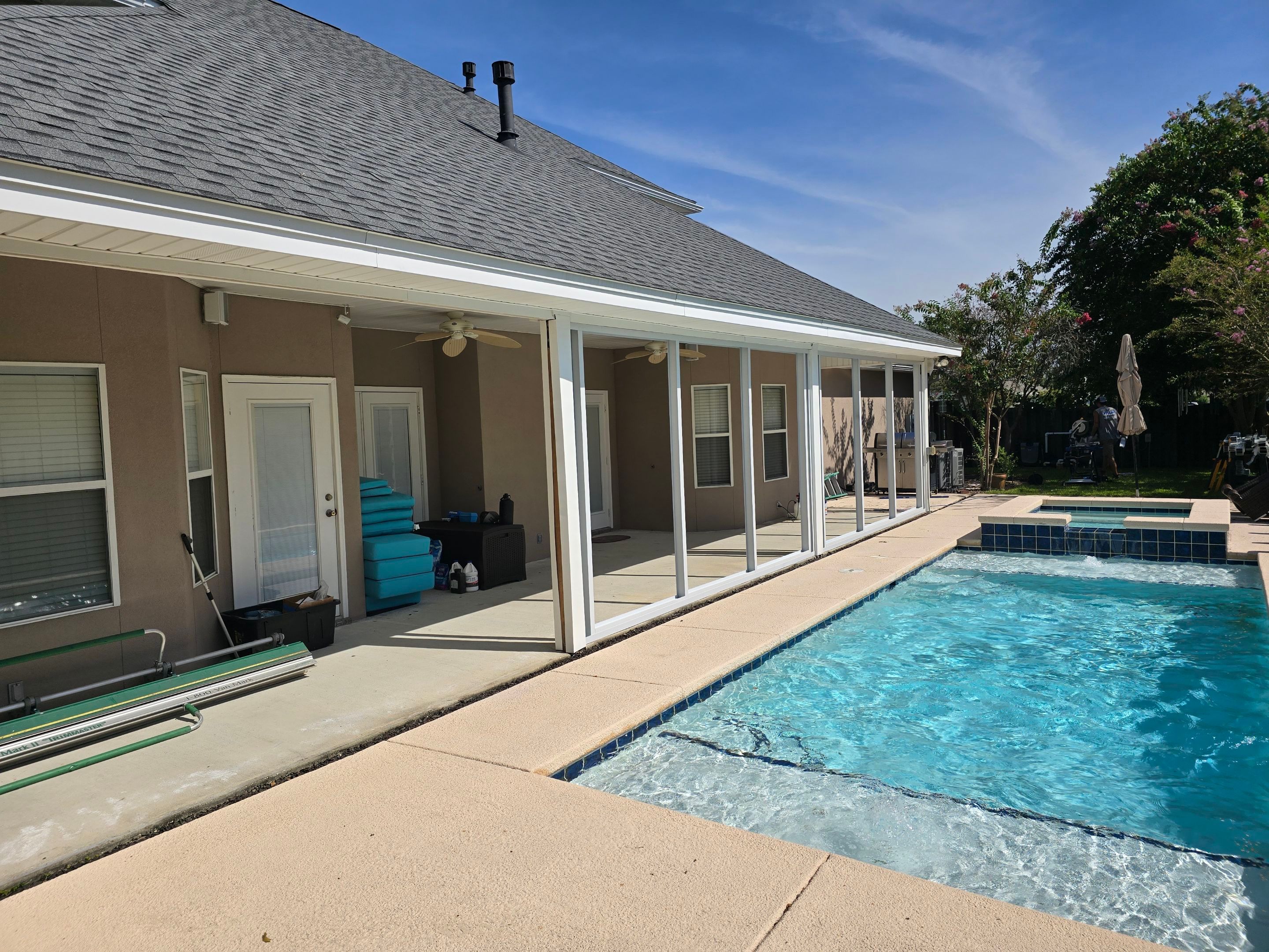Poolside Glass Under in Fort Walton Beach by Titan Sunrooms