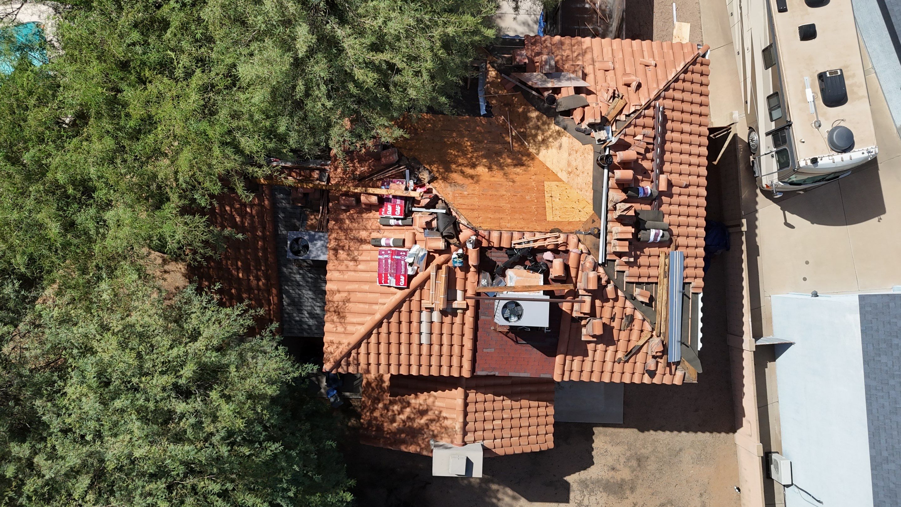 Tile R&R - Malarkey UDL Right Start by Saint Roofing