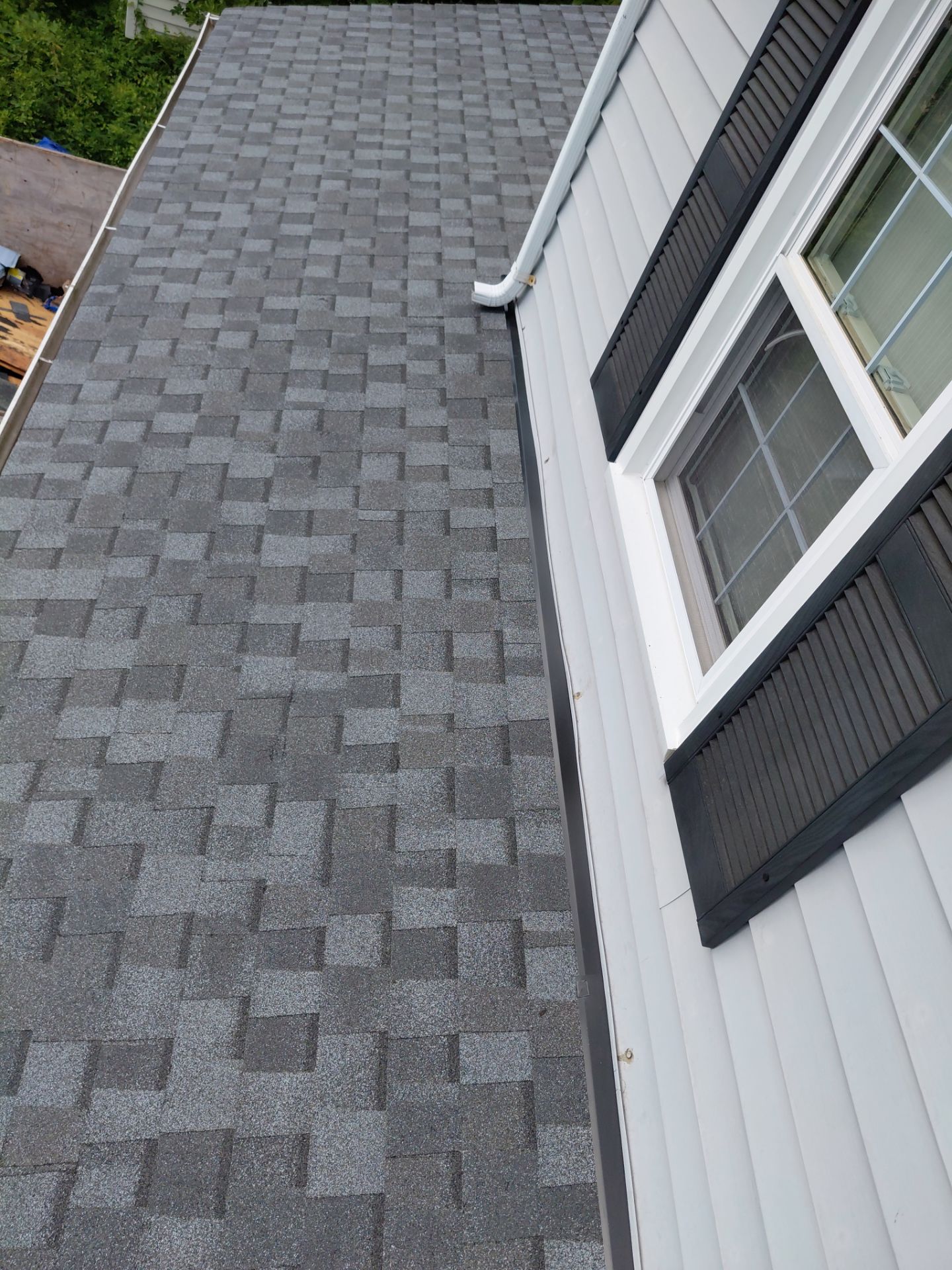 Alexandria: Residential Roof Replacement with CertainTeed Landmark Pro in Max Def Pewter by RM Banning, Inc.