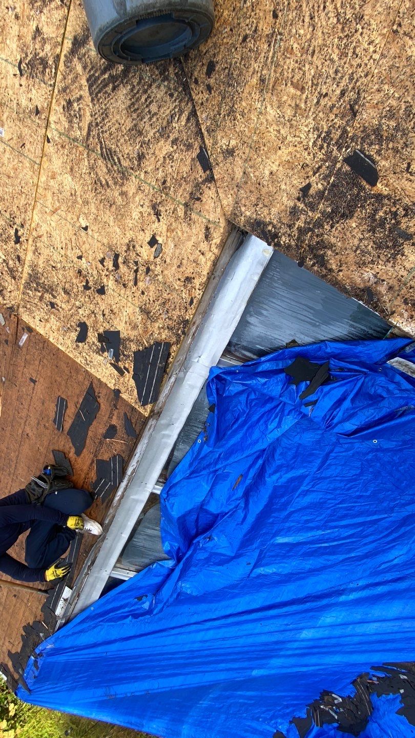Roof Replacement using CertainTeed Landmark by 180 Contractors