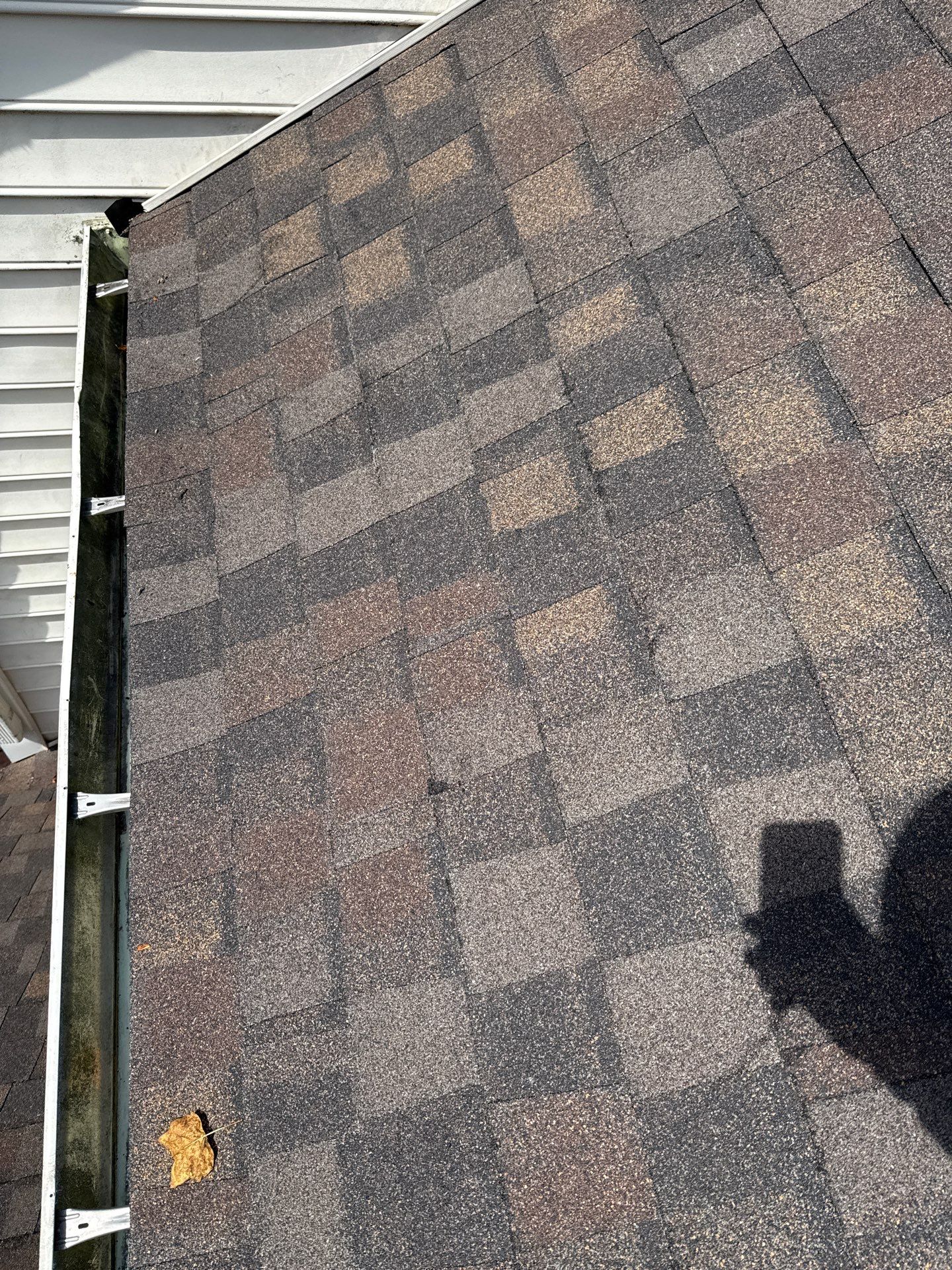 Fairfax station: Residential Roof with CertainTeed Landmark Pro in Max Def Shenandoah  by RM Banning, Inc.